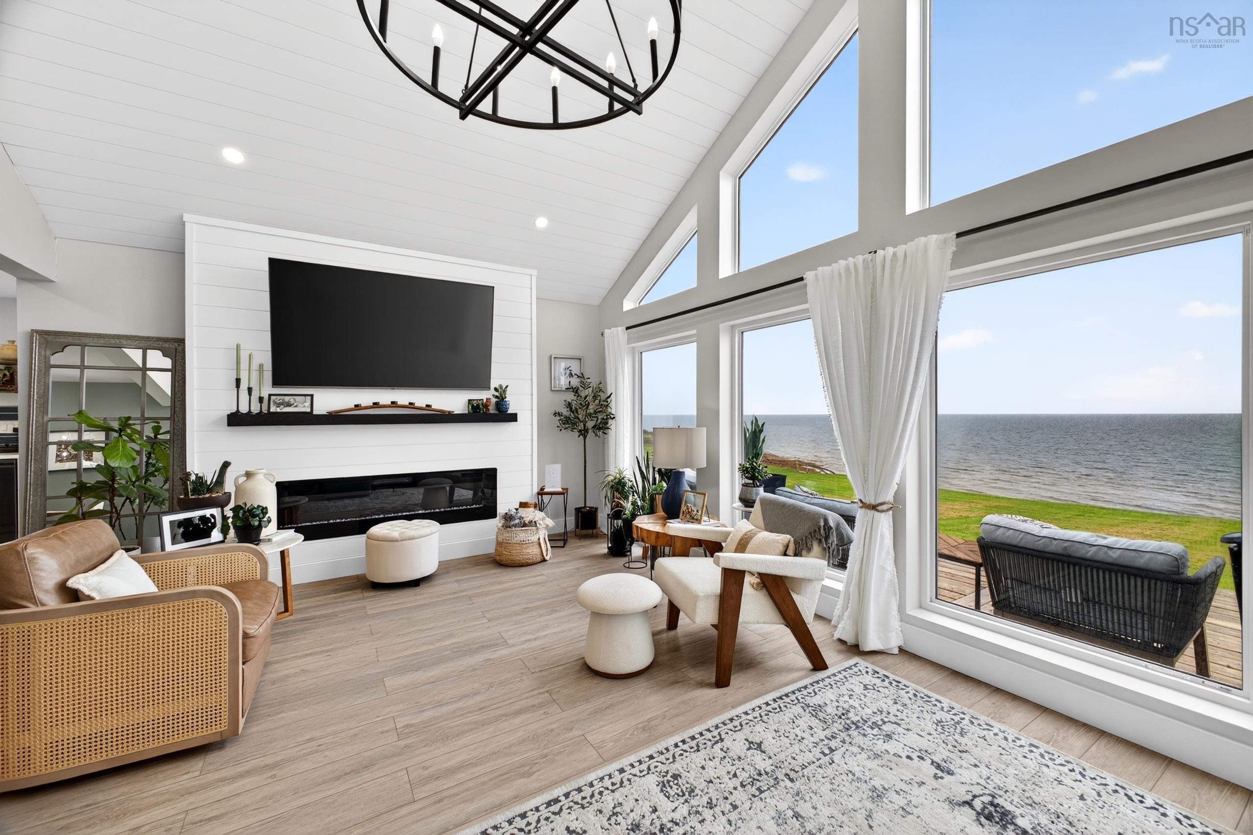 $999,500.00: 48 KEIFERD SHORE Lane, Gulf Shore