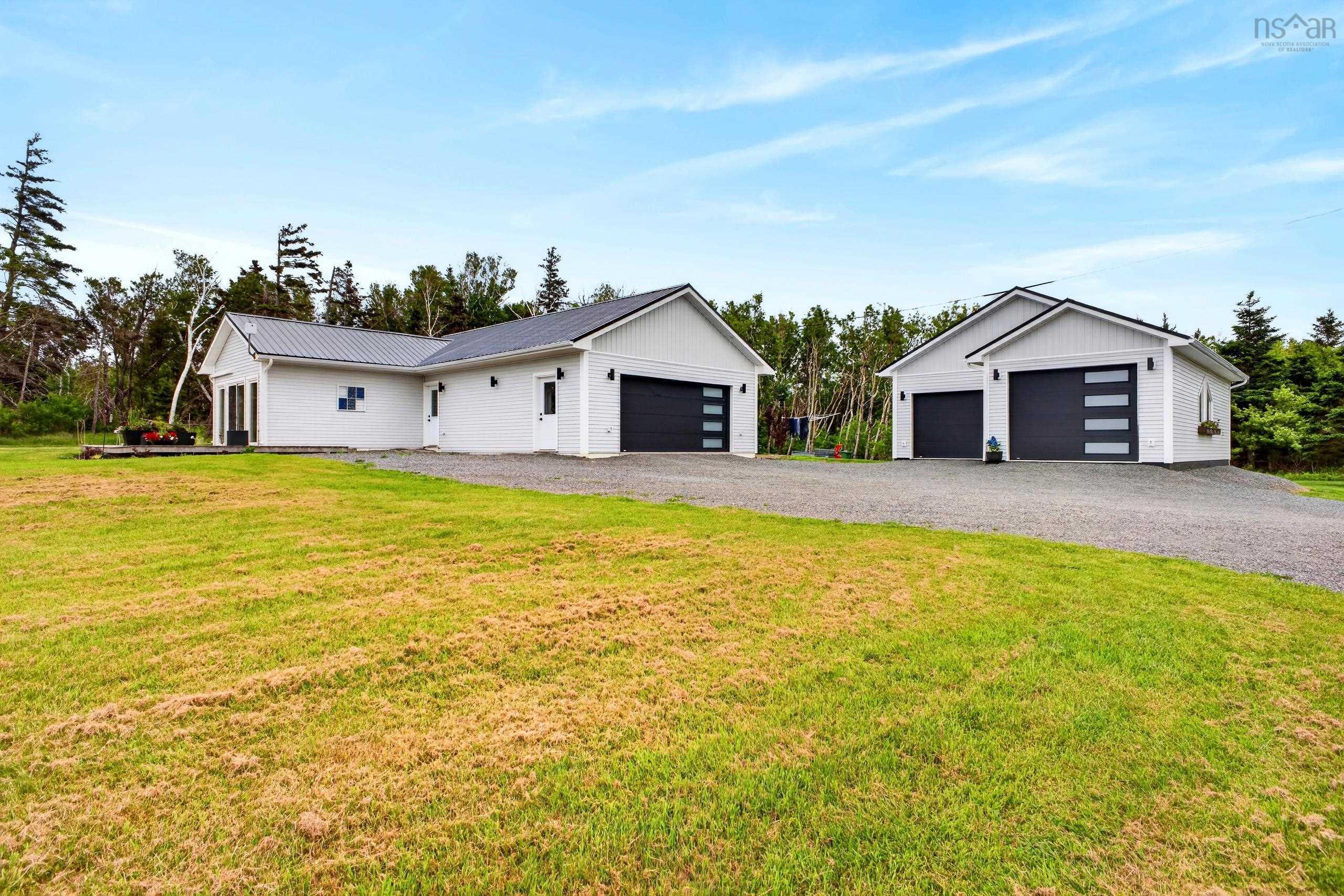 $999,500.00: 48 KEIFERD SHORE Lane, Gulf Shore