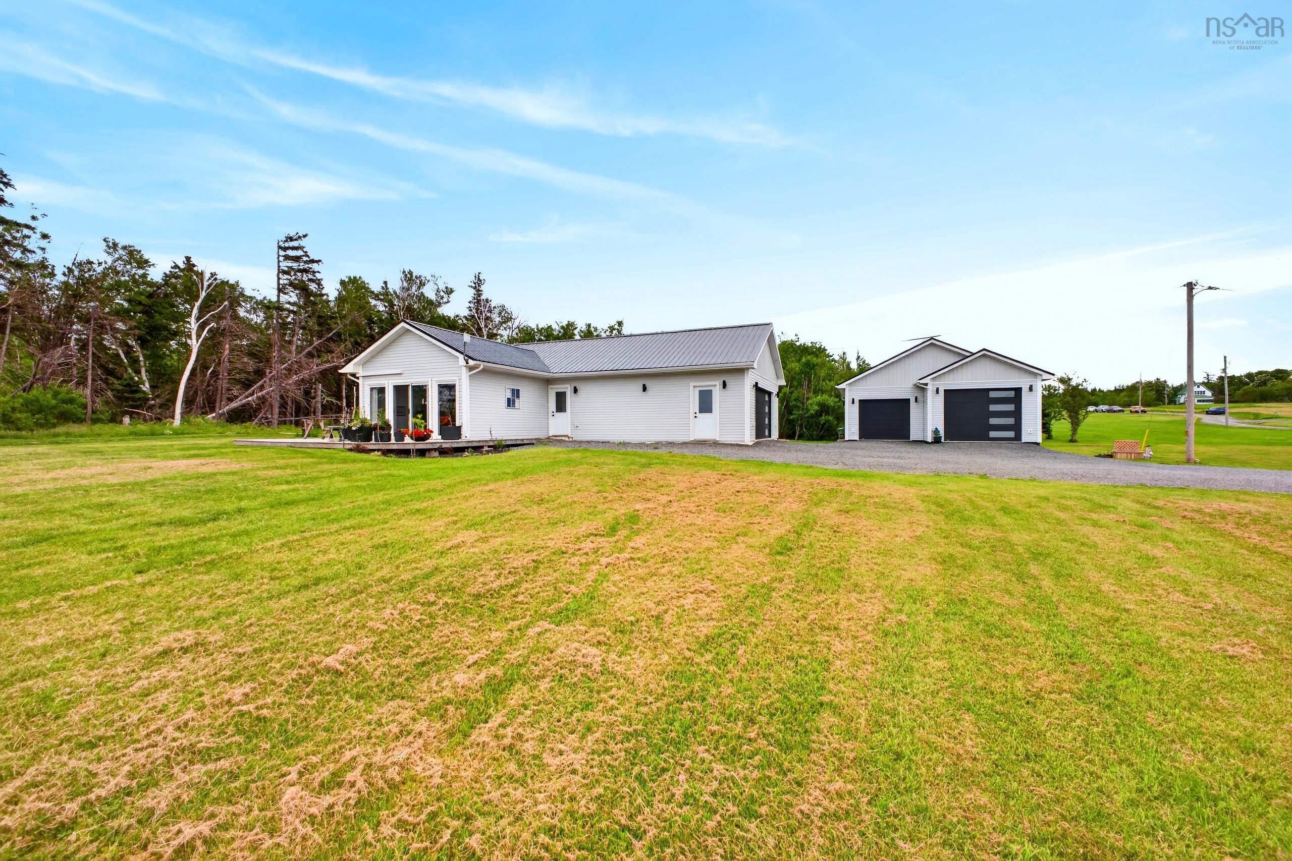$999,500.00: 48 KEIFERD SHORE Lane, Gulf Shore