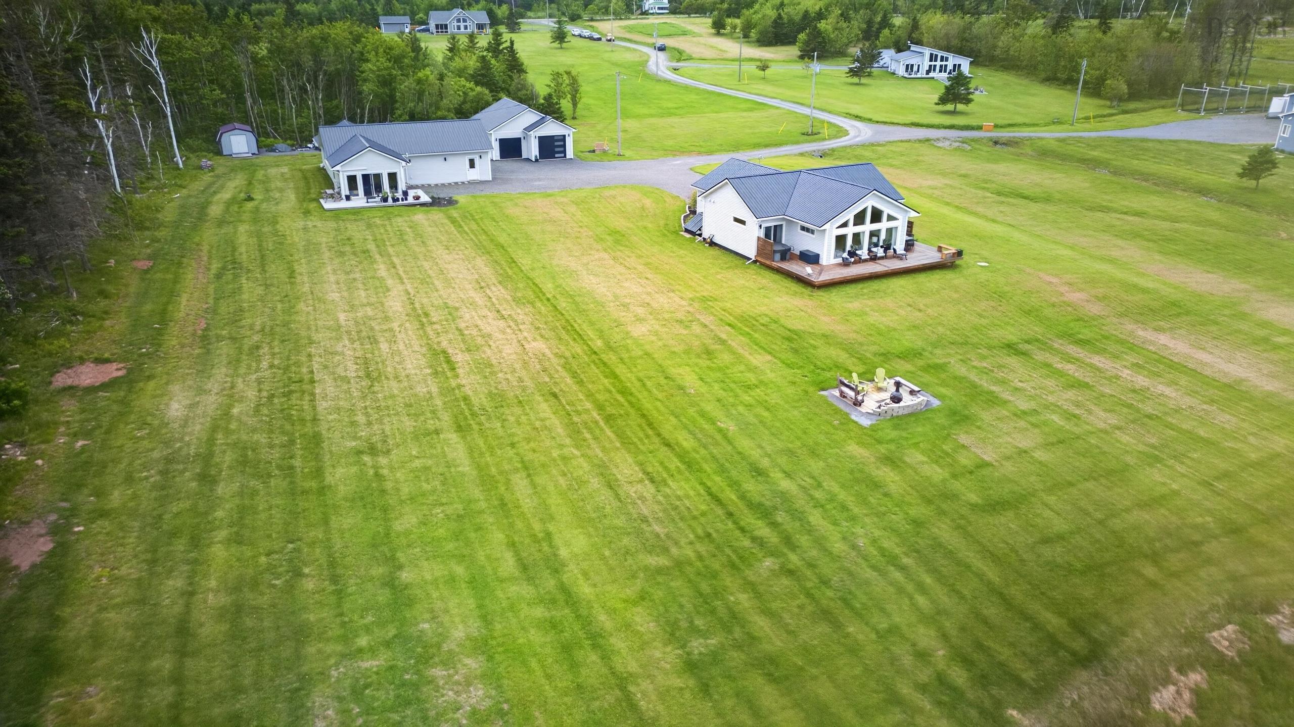 $999,500.00: 48 KEIFERD SHORE Lane, Gulf Shore