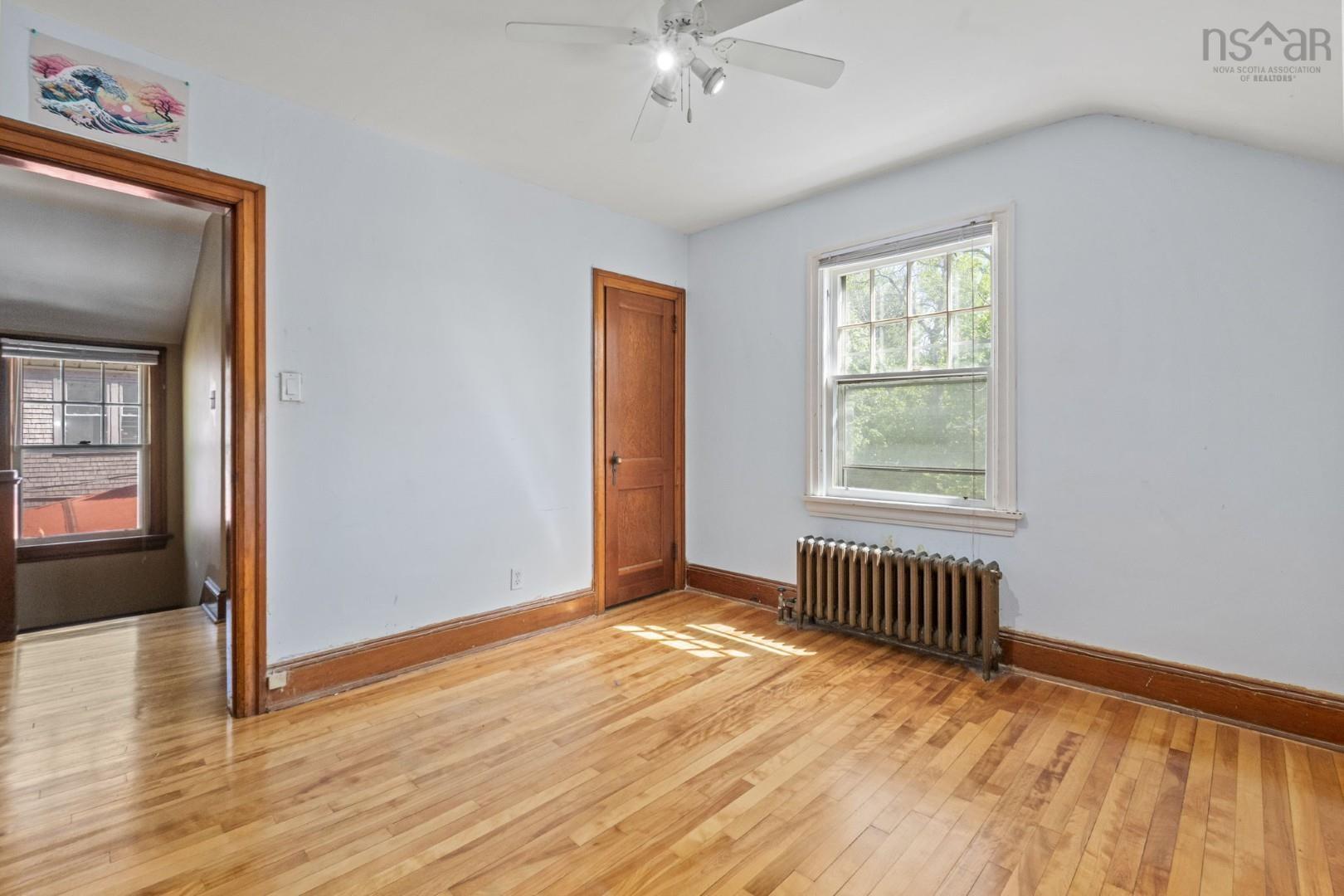 $809,000.00: 2031 Beech Street, Halifax