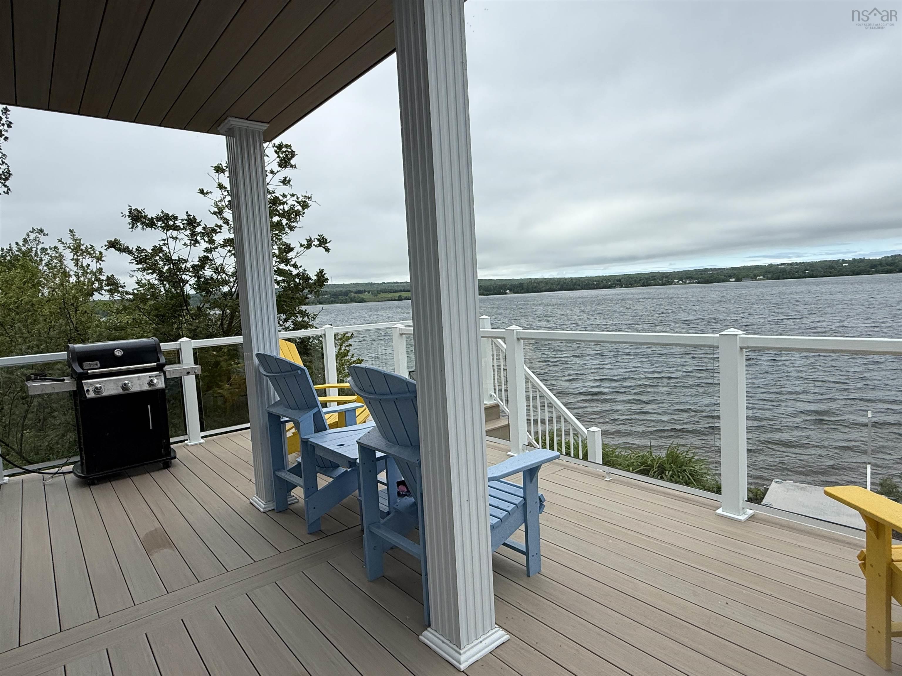 $1,100,000.00: 79 Oak Lane, Loch Broom Loop, Loch Broom Loop