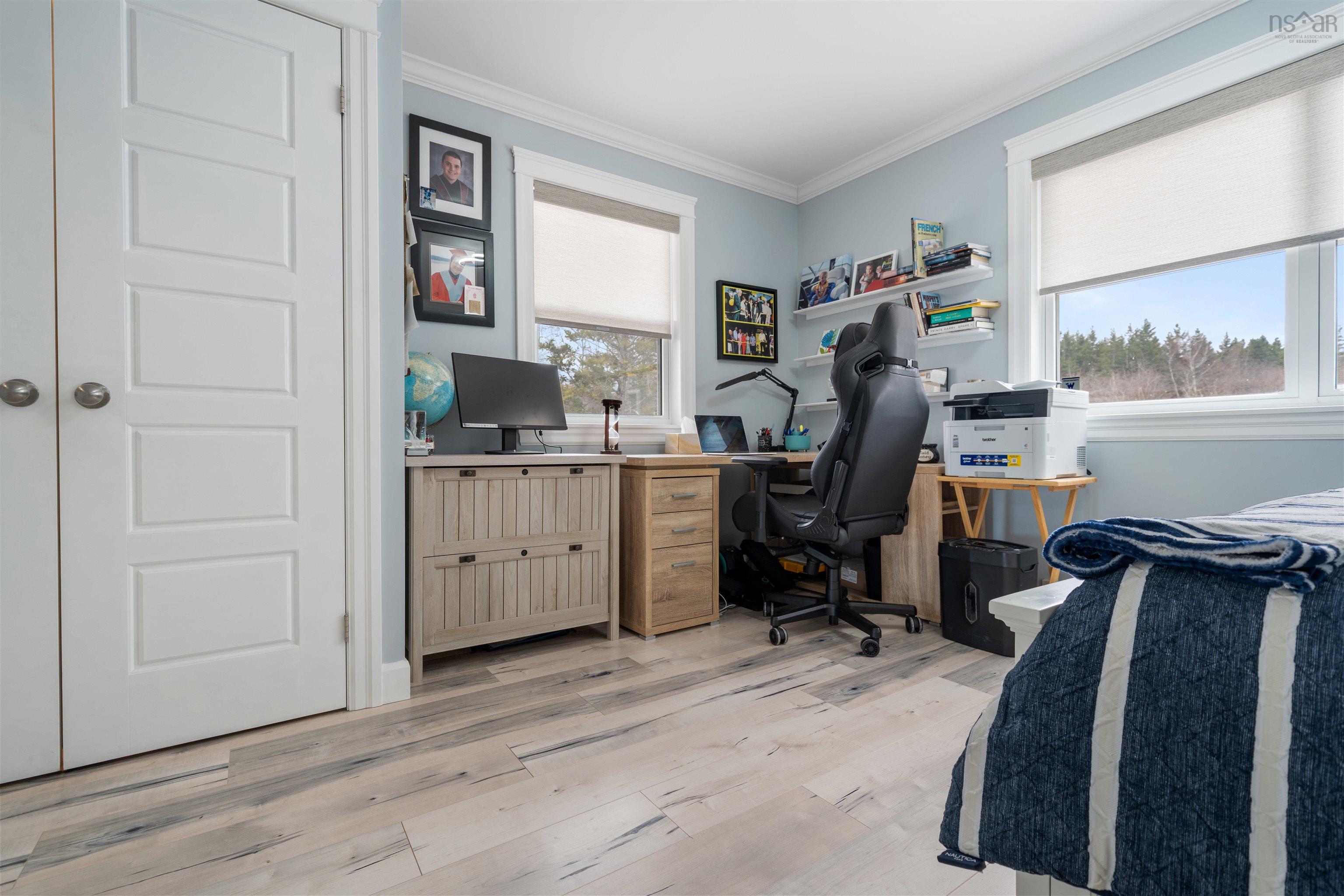 $1,100,000.00: 79 Oak Lane, Loch Broom Loop, Loch Broom Loop