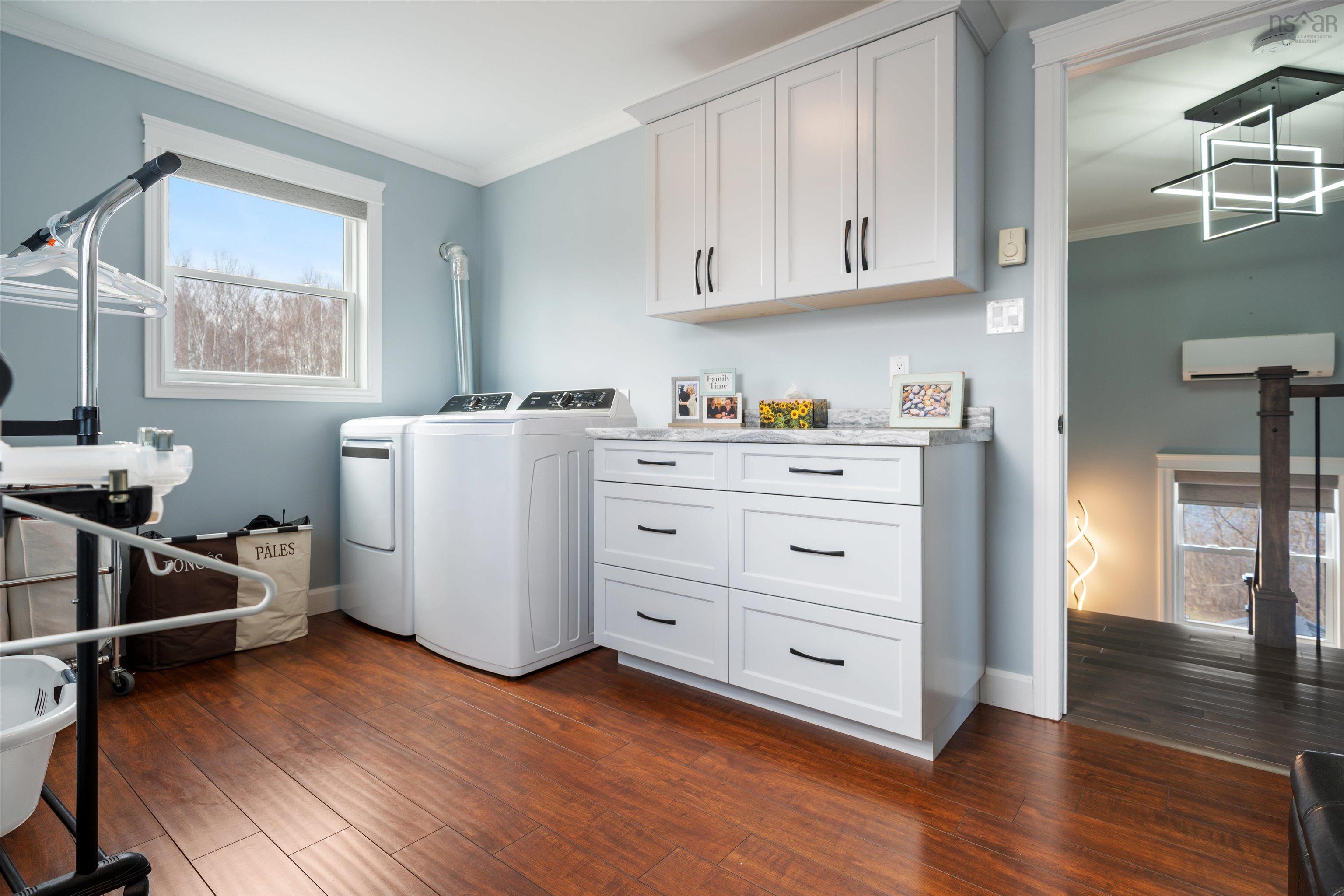 $1,100,000.00: 79 Oak Lane, Loch Broom Loop, Loch Broom Loop