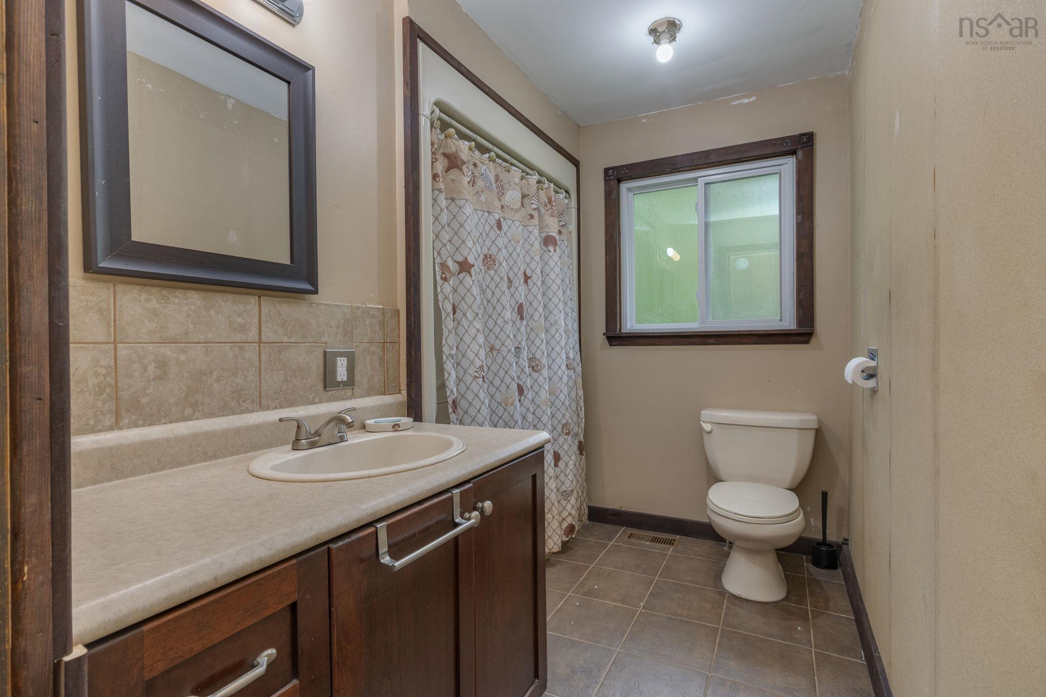 176 Miller Lake Road, Fall River, NS (MLS 202614614)