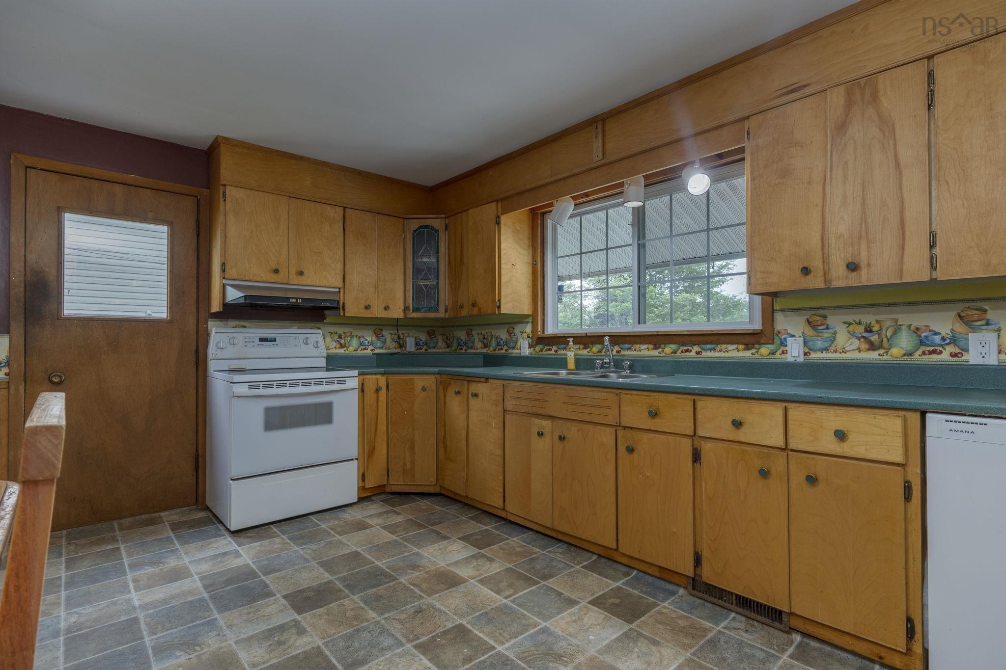 176 Miller Lake Road, Fall River, NS (MLS 202614614)