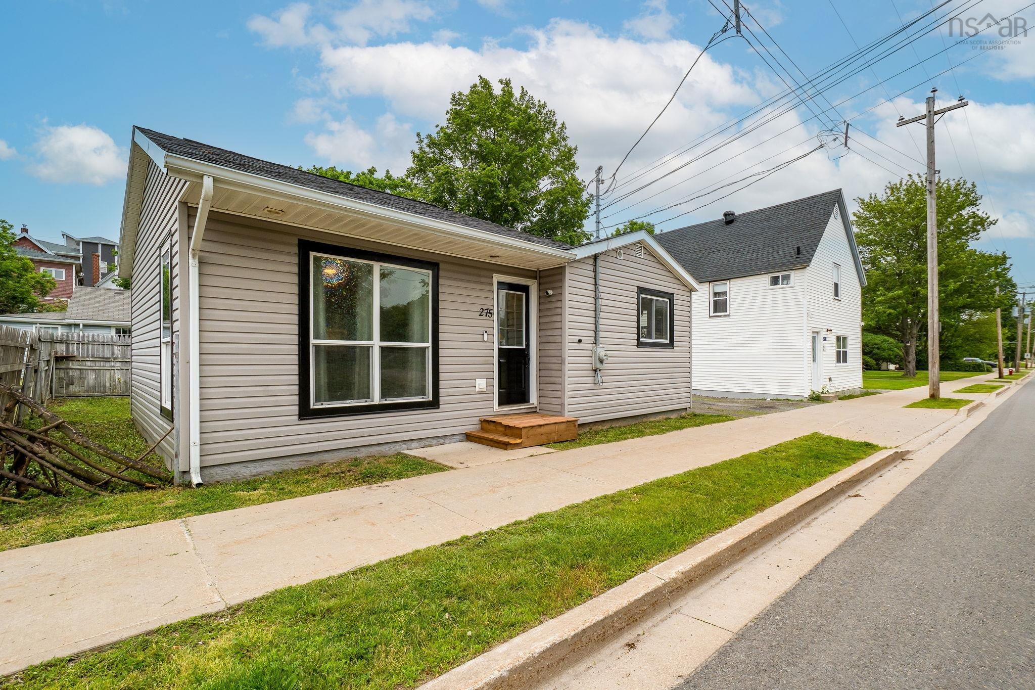 $199,000.00: 275 Stannus Street, Windsor