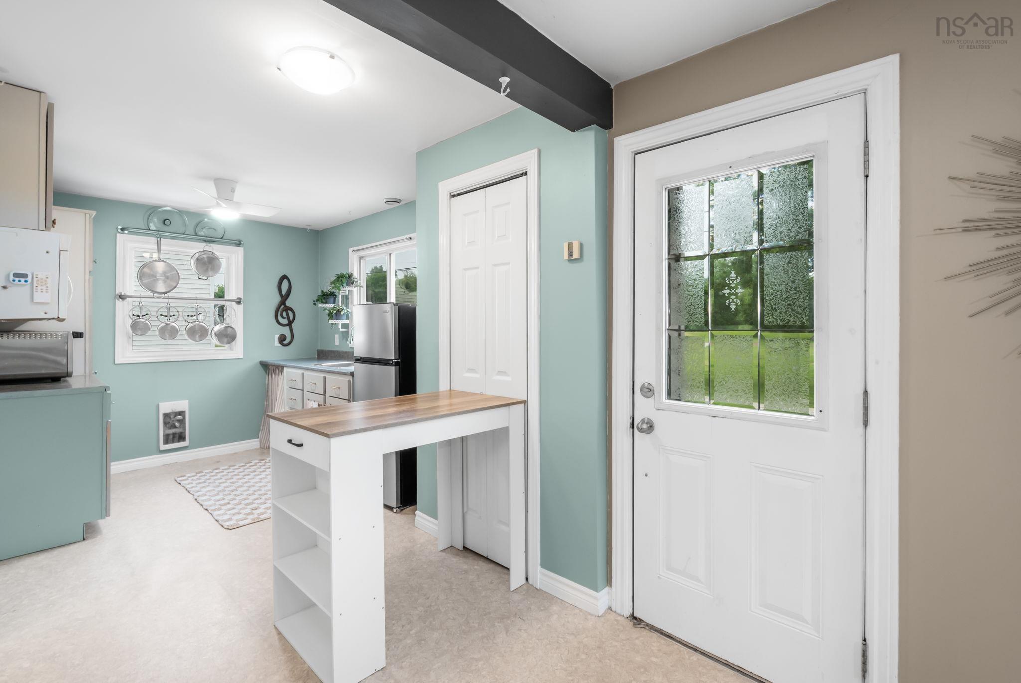 $199,000.00: 275 Stannus Street, Windsor