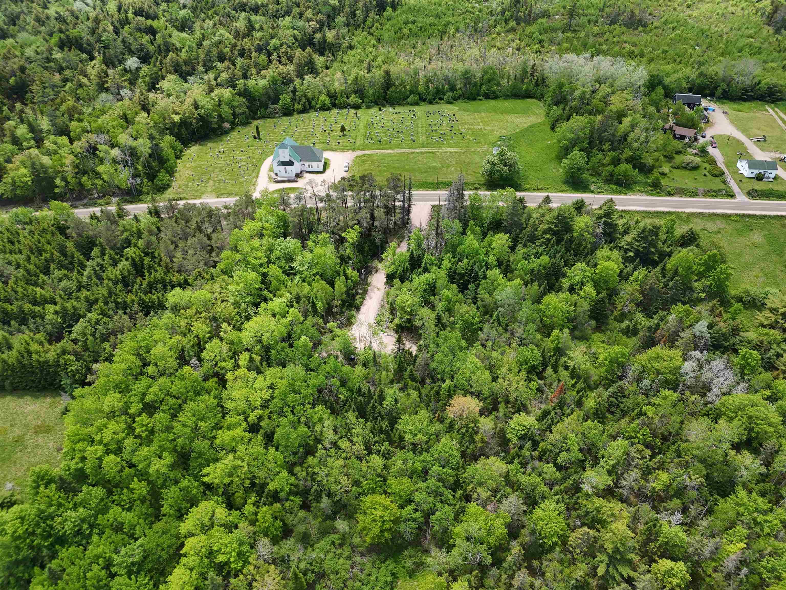 $85,000.00: 1210 Highway 10, Springfield