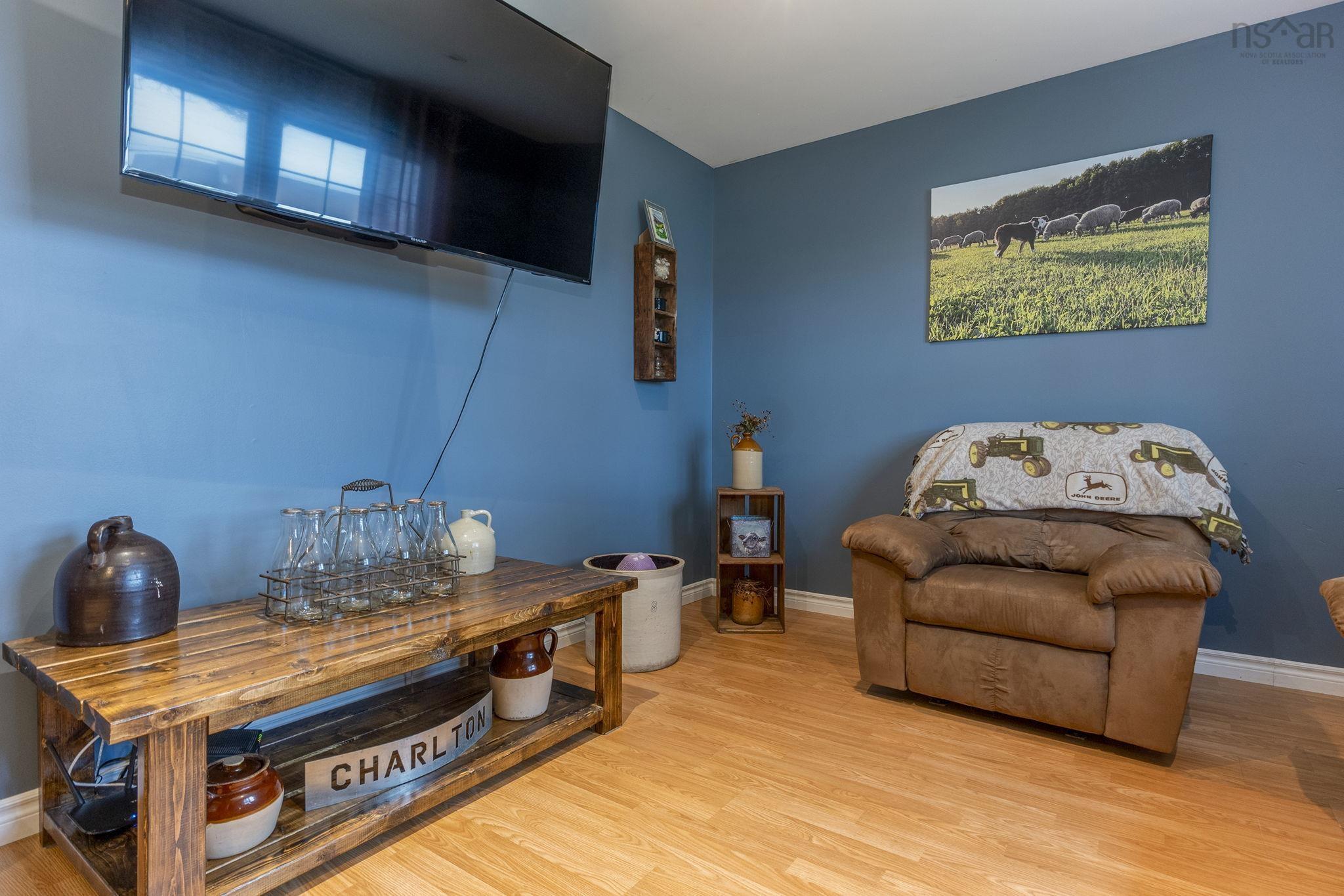 $349,900.00: 8918 Highway 201, Nictaux