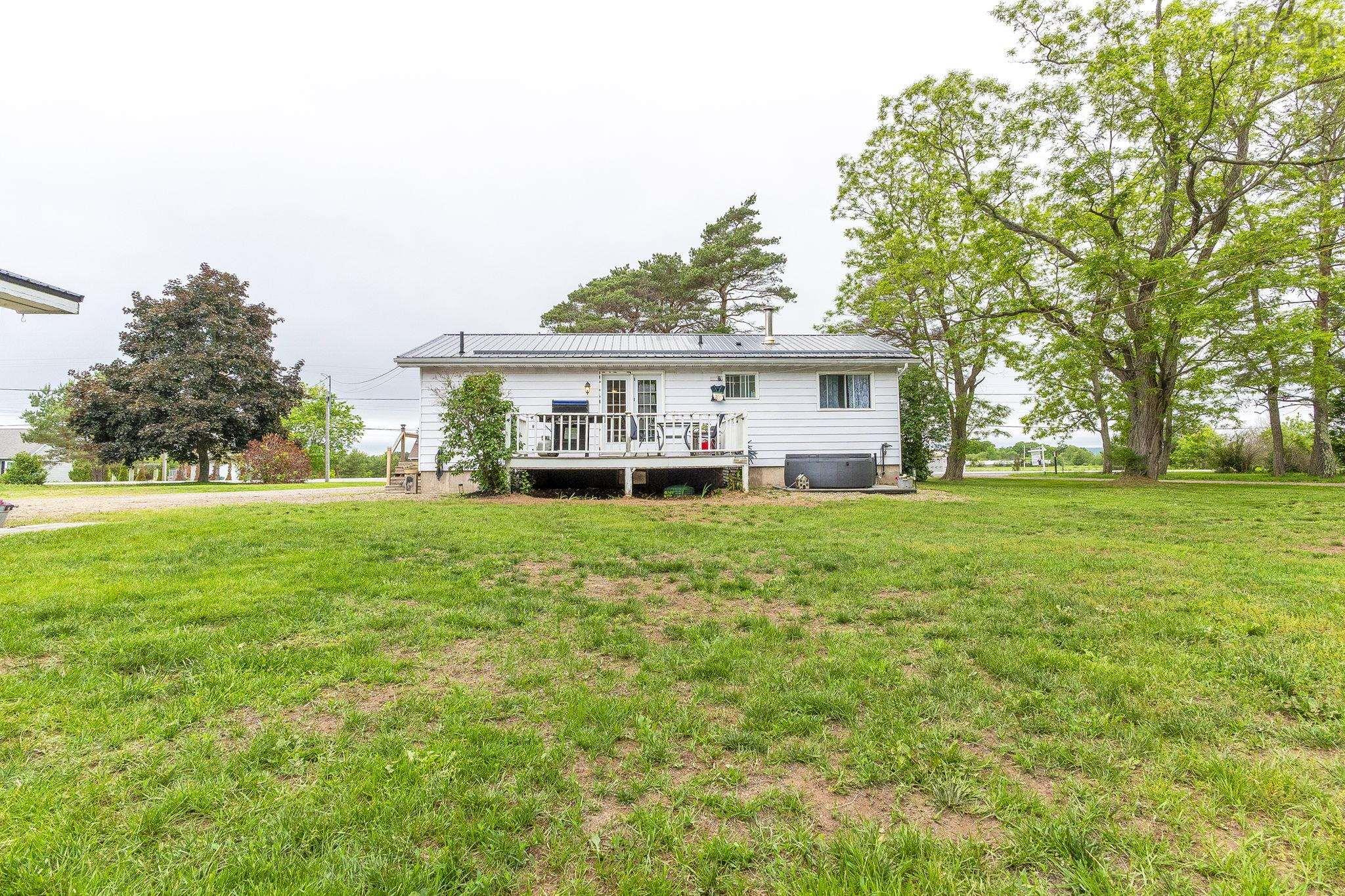 $349,900.00: 8918 Highway 201, Nictaux