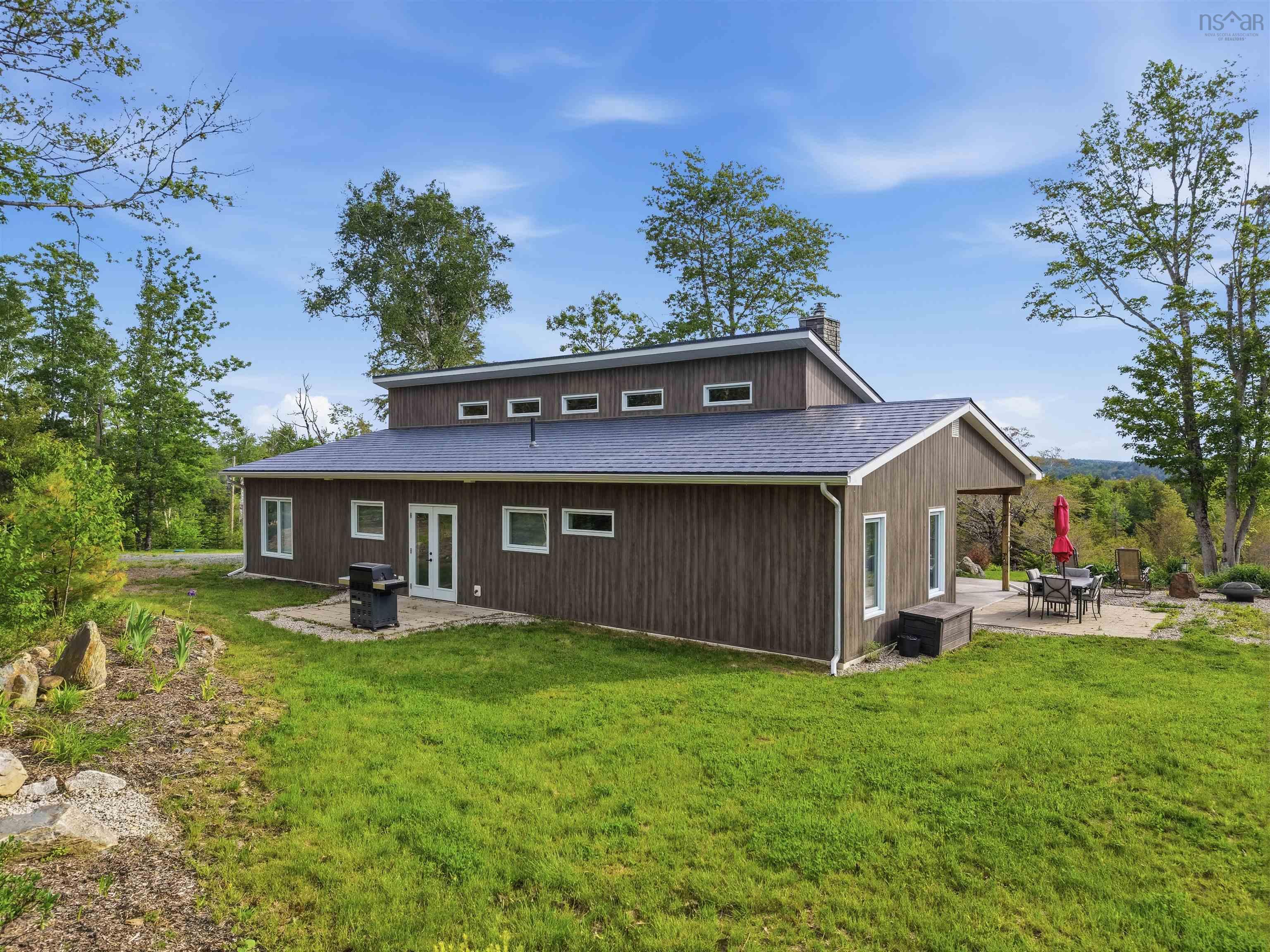 $694,900.00: 45 River Mill Terrace, Conquerall Mills
