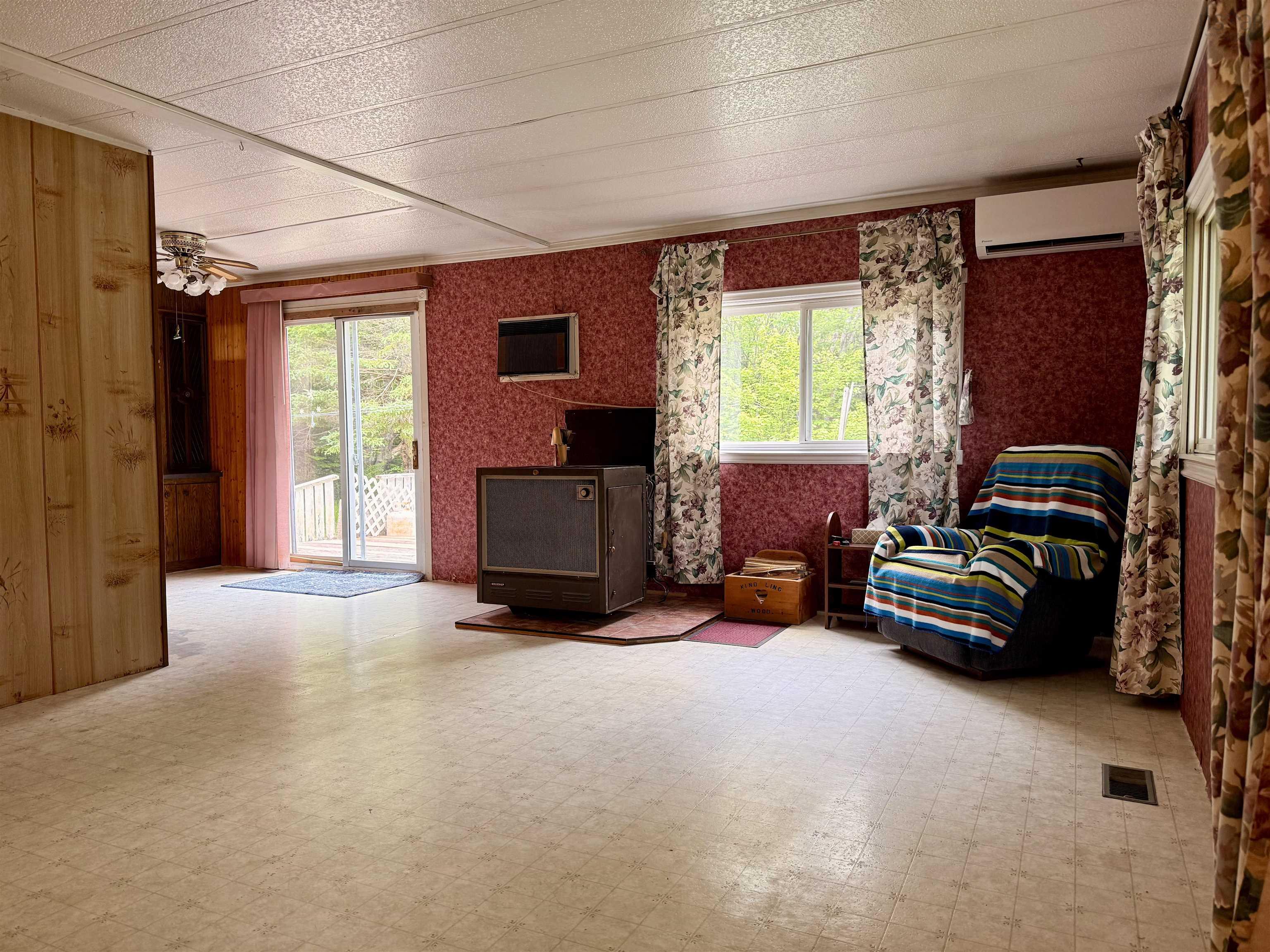 $99,000.00: 2171 Sandy Point Road, Lower Sandy Point