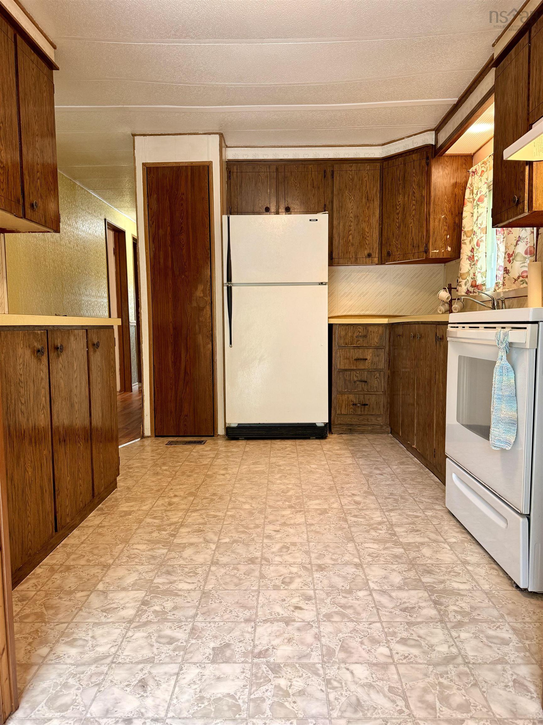 $99,000.00: 2171 Sandy Point Road, Lower Sandy Point