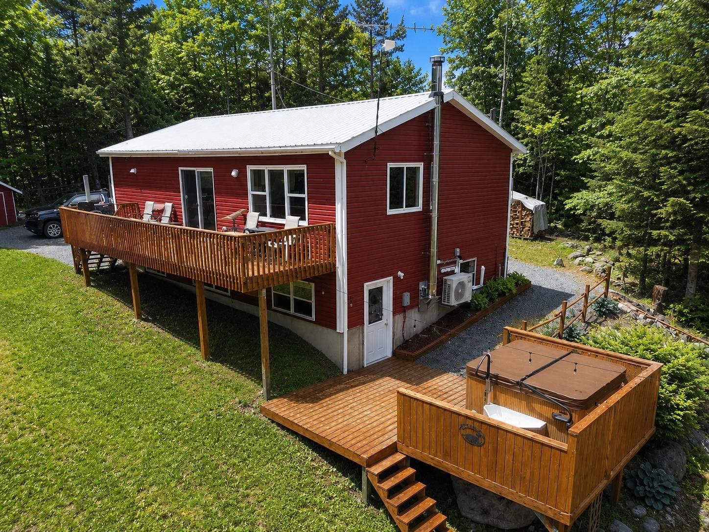 $399,000.00: 292 Hillcrest Drive, East Loon Lake Village
