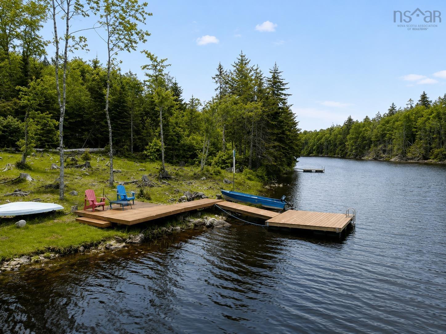 $399,000.00: 292 Hillcrest Drive, East Loon Lake Village