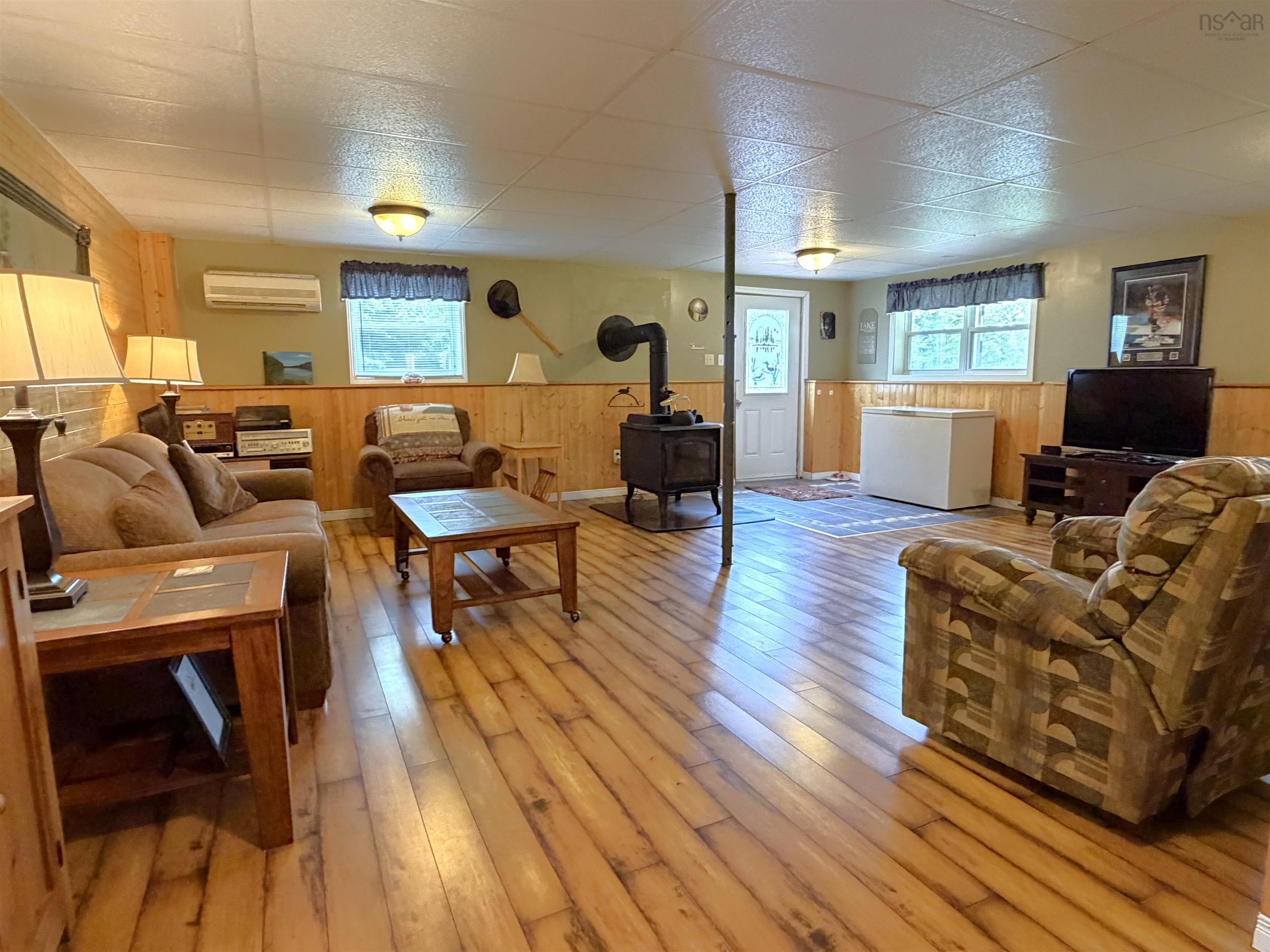 $399,000.00: 292 Hillcrest Drive, East Loon Lake Village