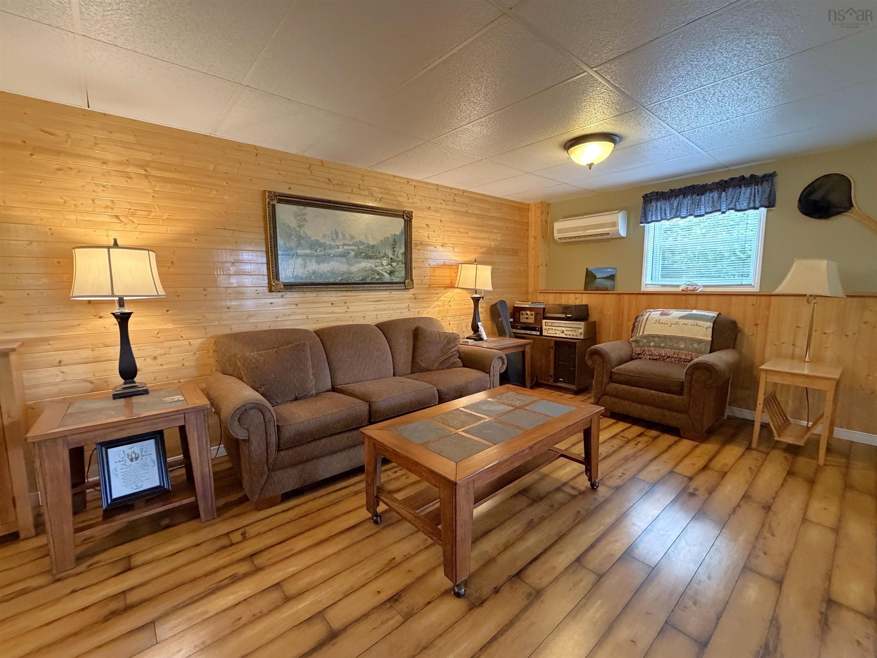 $399,000.00: 292 Hillcrest Drive, East Loon Lake Village