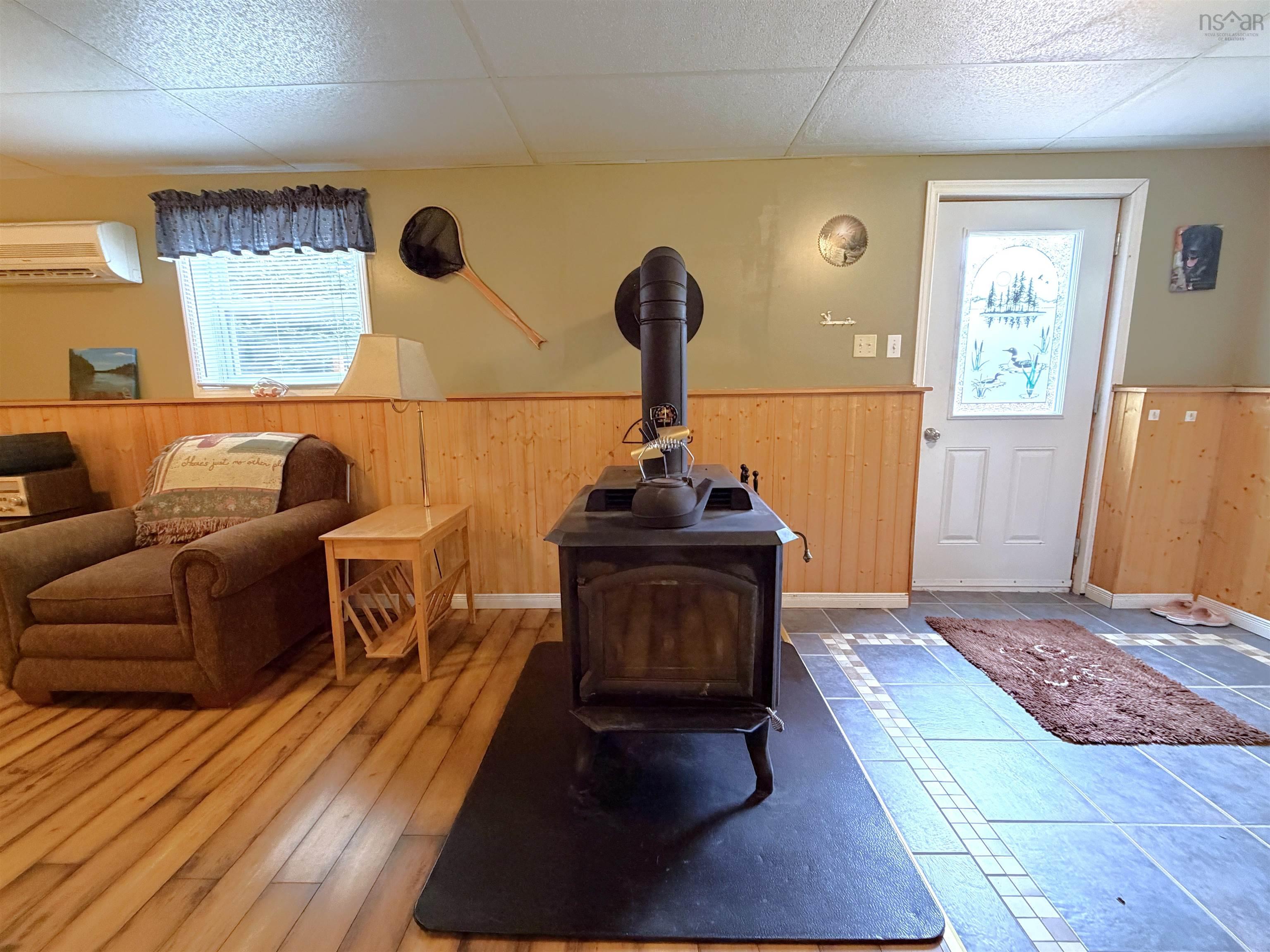 $399,000.00: 292 Hillcrest Drive, East Loon Lake Village