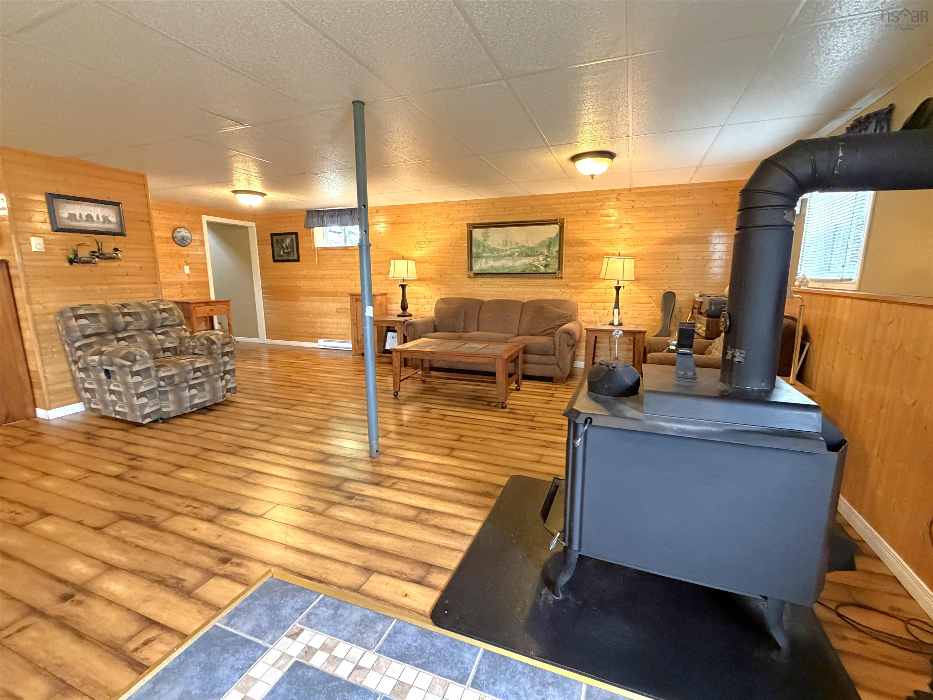 $399,000.00: 292 Hillcrest Drive, East Loon Lake Village