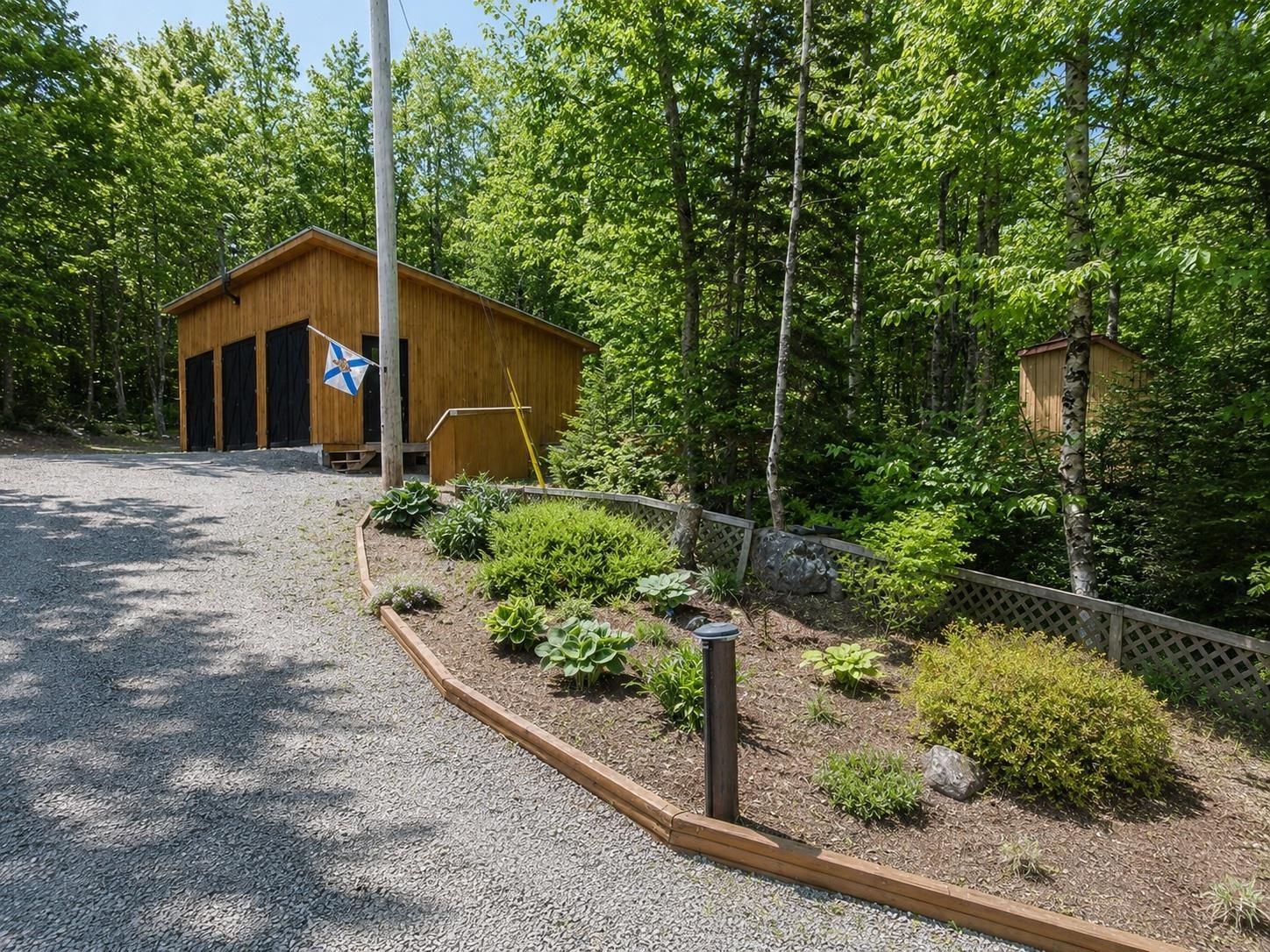 $399,000.00: 292 Hillcrest Drive, East Loon Lake Village