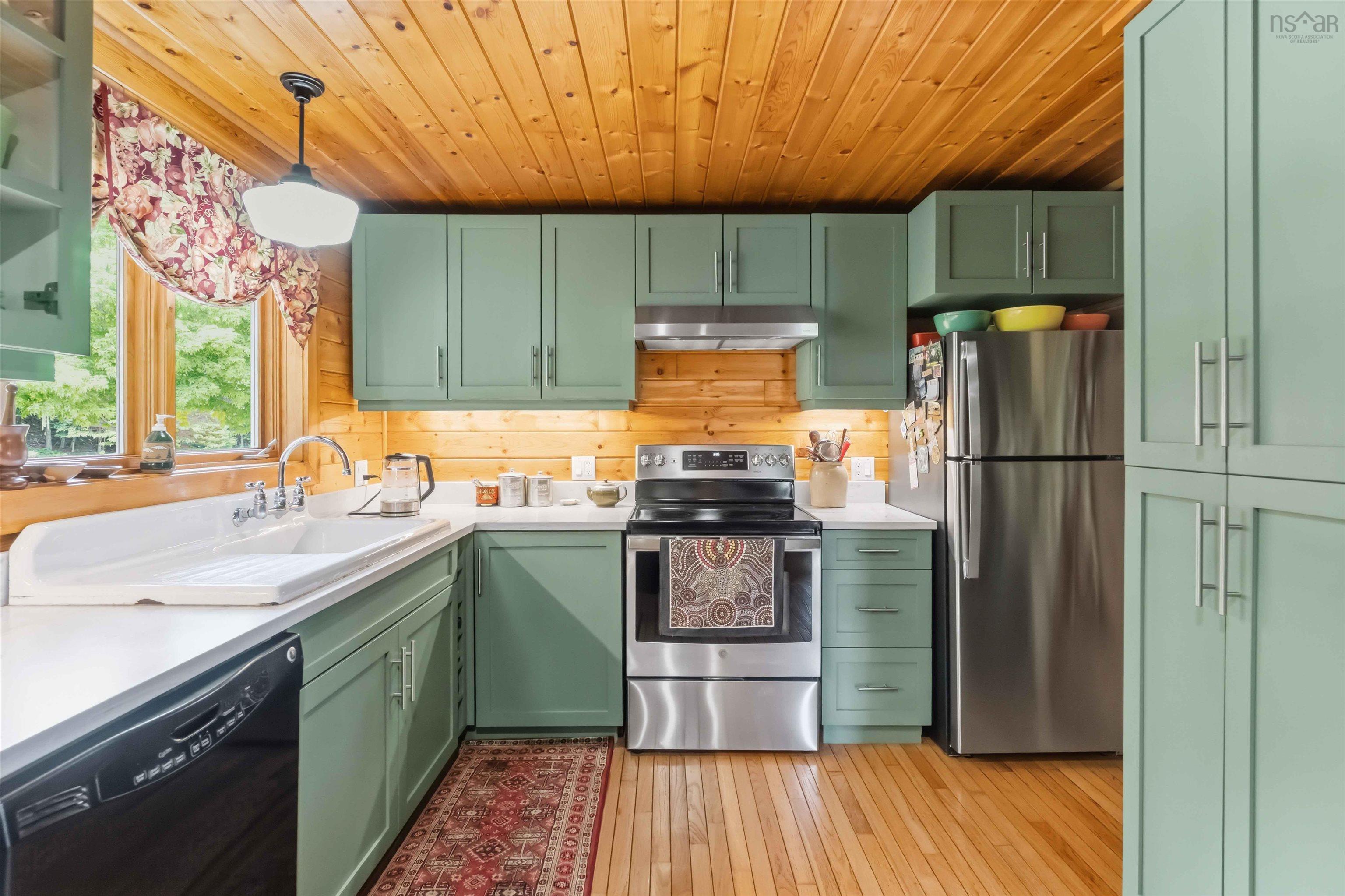 $549,000.00: 7130 Highway 217, Lake Midway