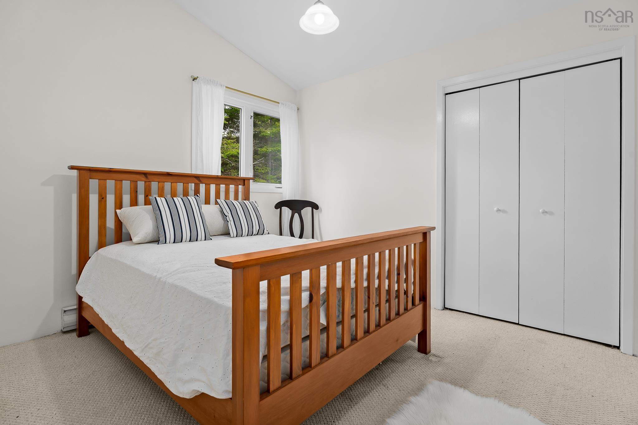 $579,000.00: 36 Otter Point Extension, East Chester