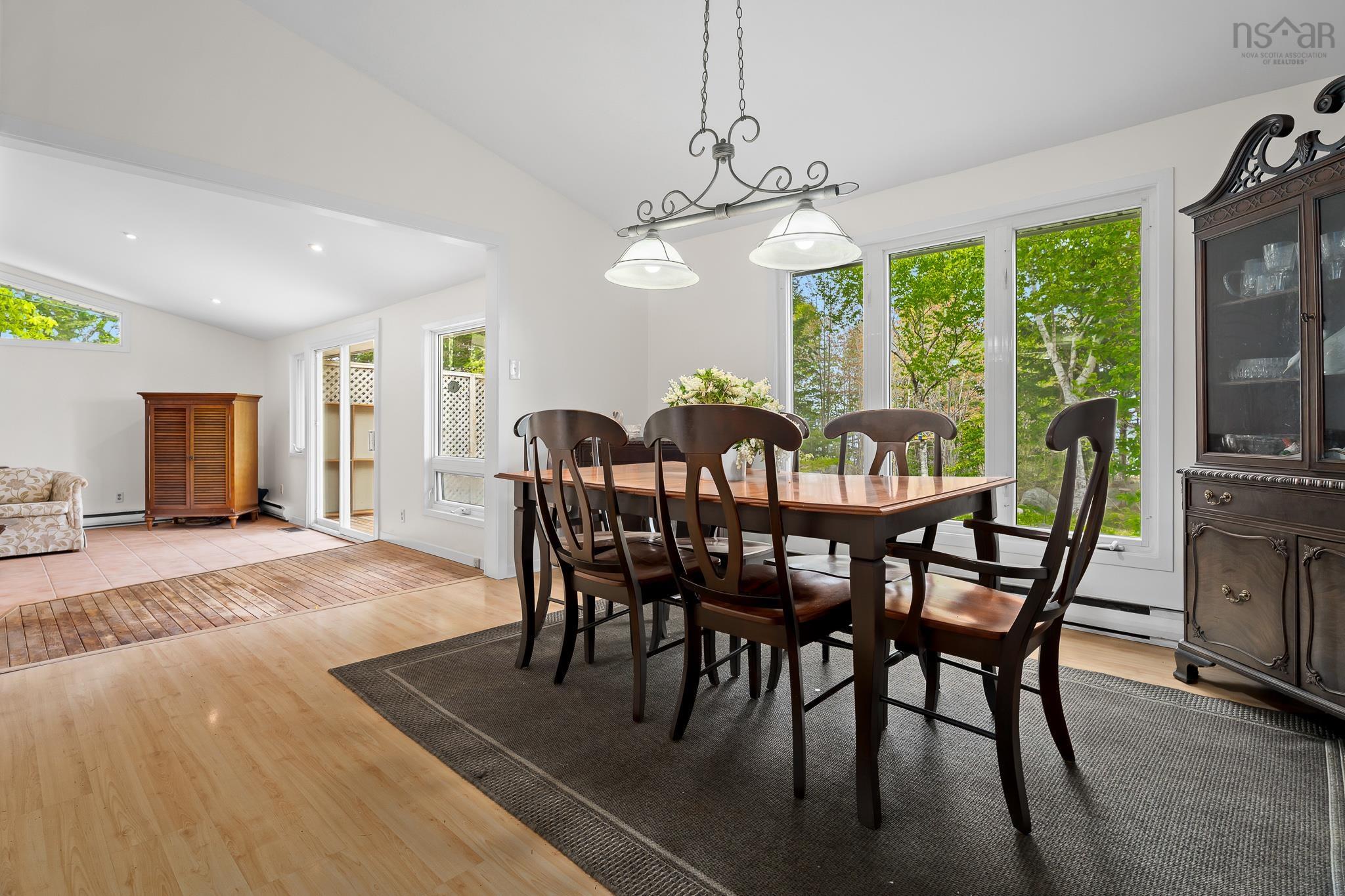$579,000.00: 36 Otter Point Extension, East Chester