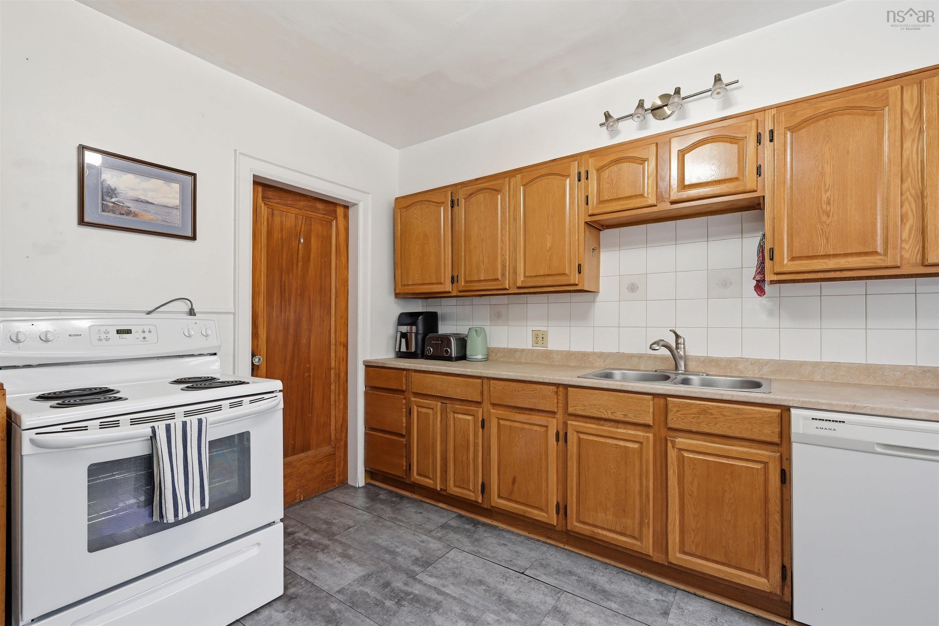 6384 Almon Street, Halifax, NS (MLS 202614668)