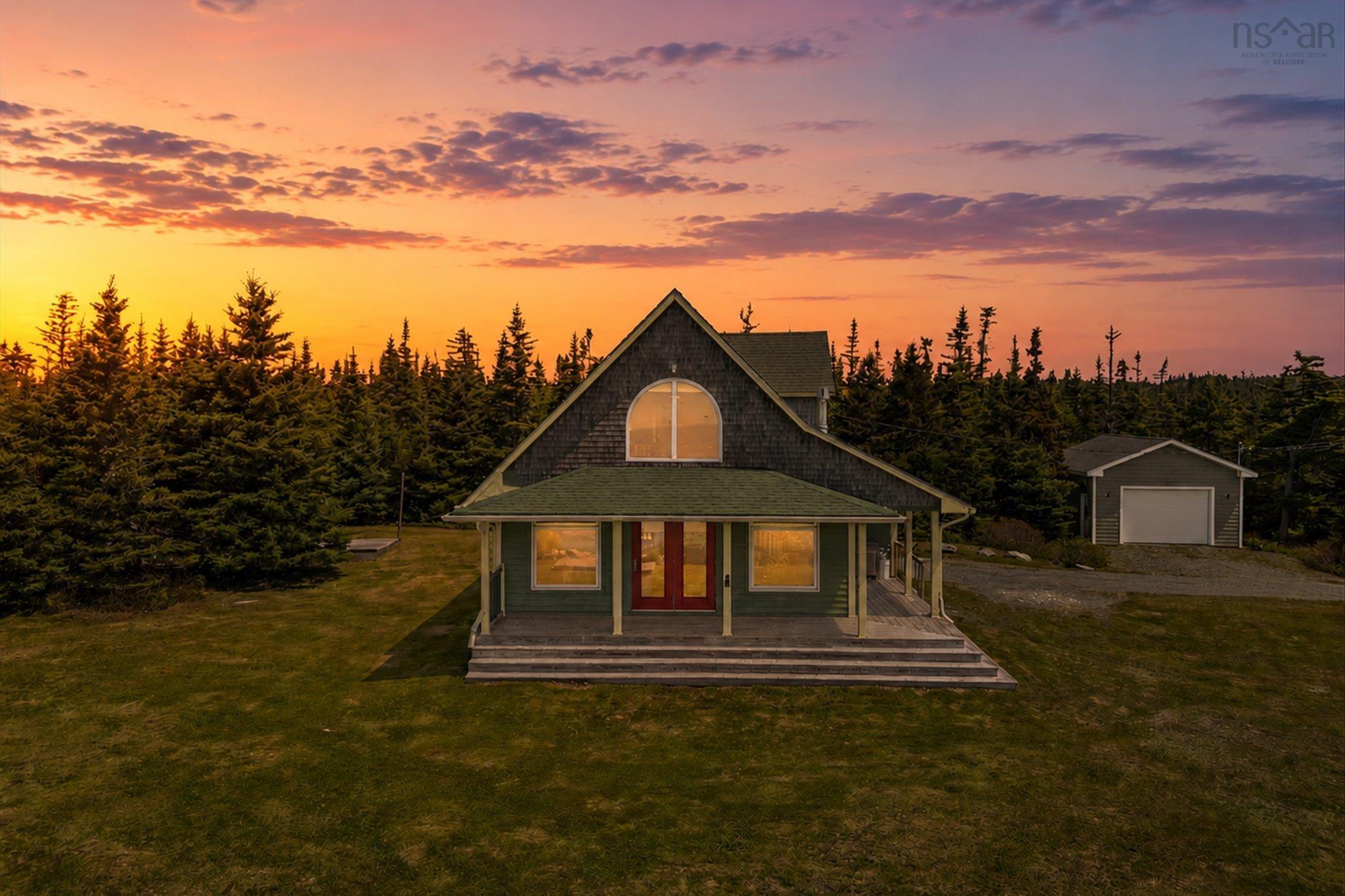 $1,099,000.00: 80 Pierce Point Road, Western Head