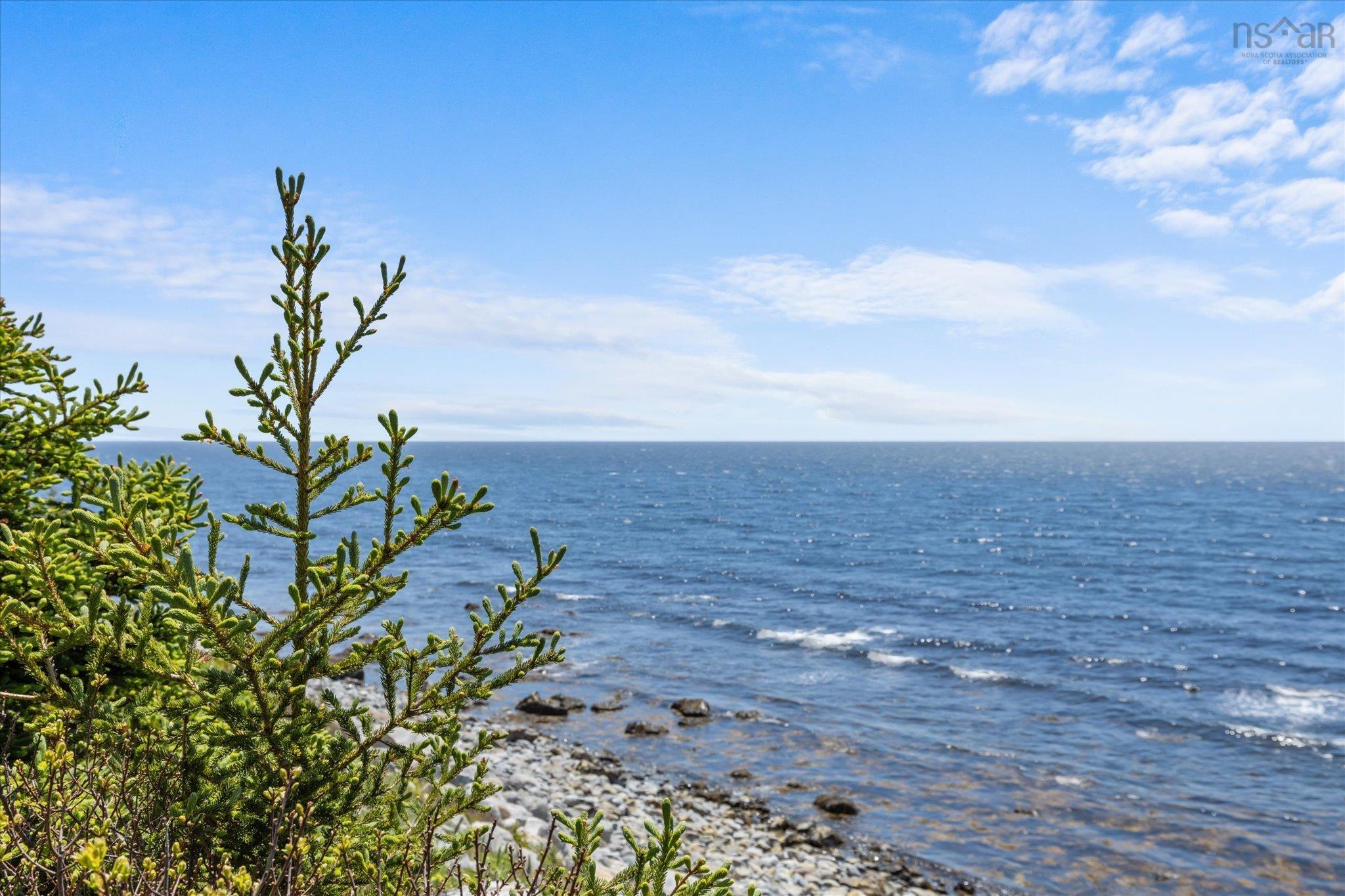$1,099,000.00: 80 Pierce Point Road, Western Head