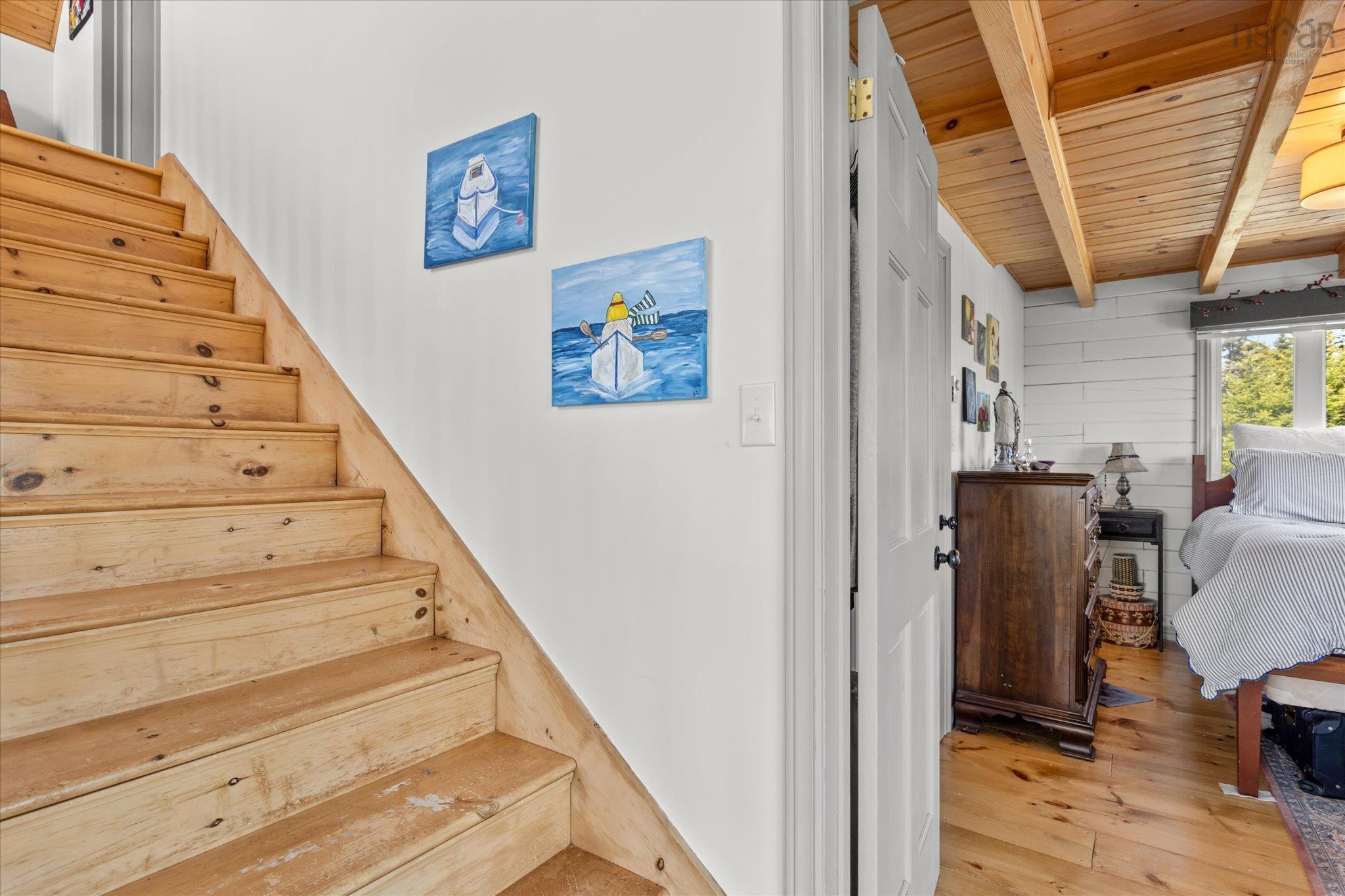 $1,099,000.00: 80 Pierce Point Road, Western Head