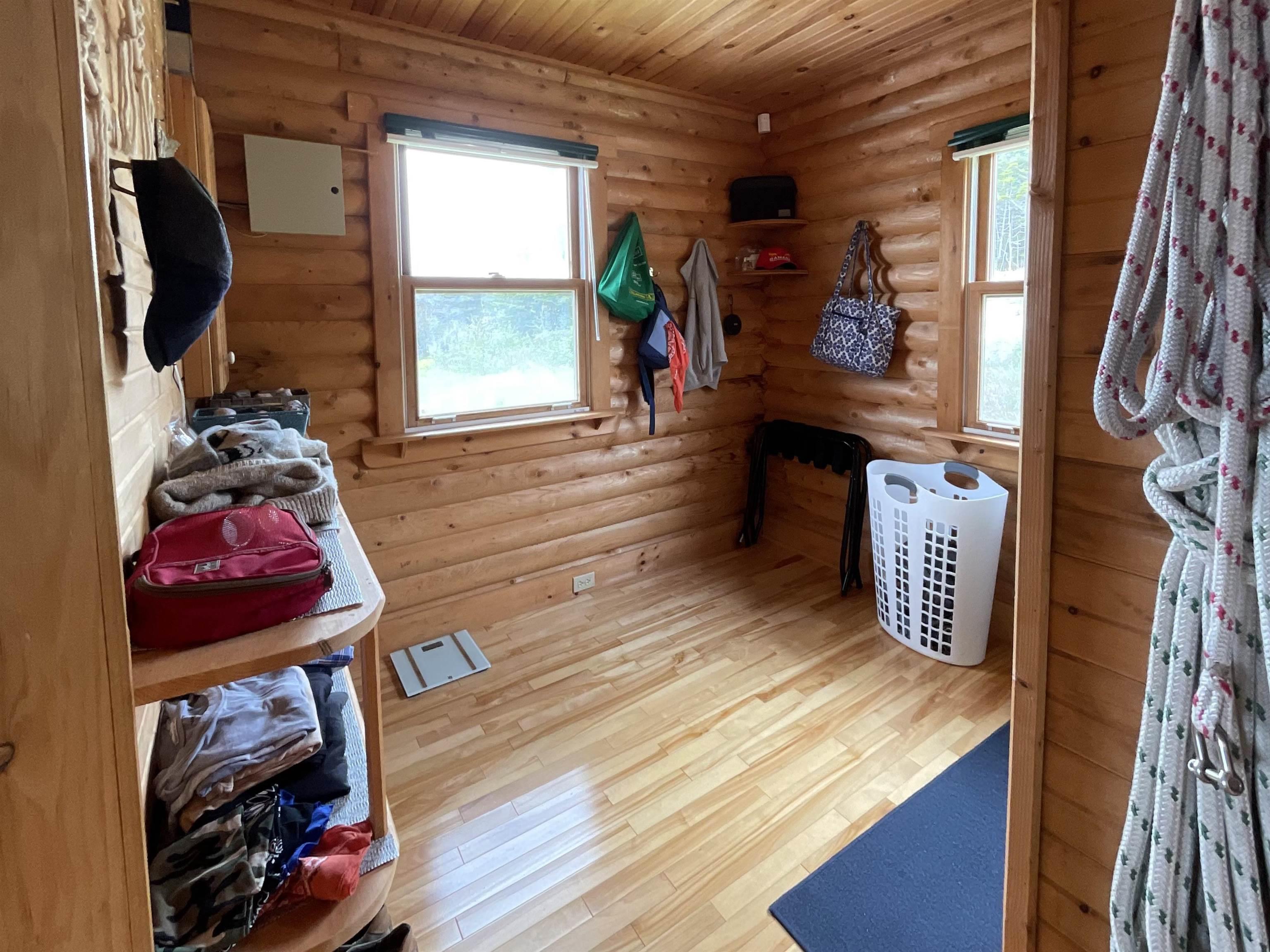$180,000.00: 15+17 R-24, Cole Harbour
