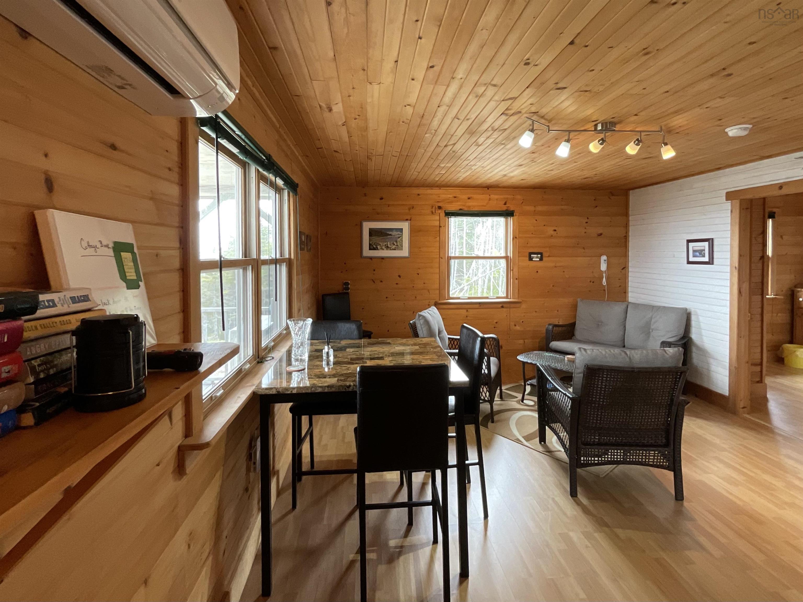 $180,000.00: 15+17 R-24, Cole Harbour