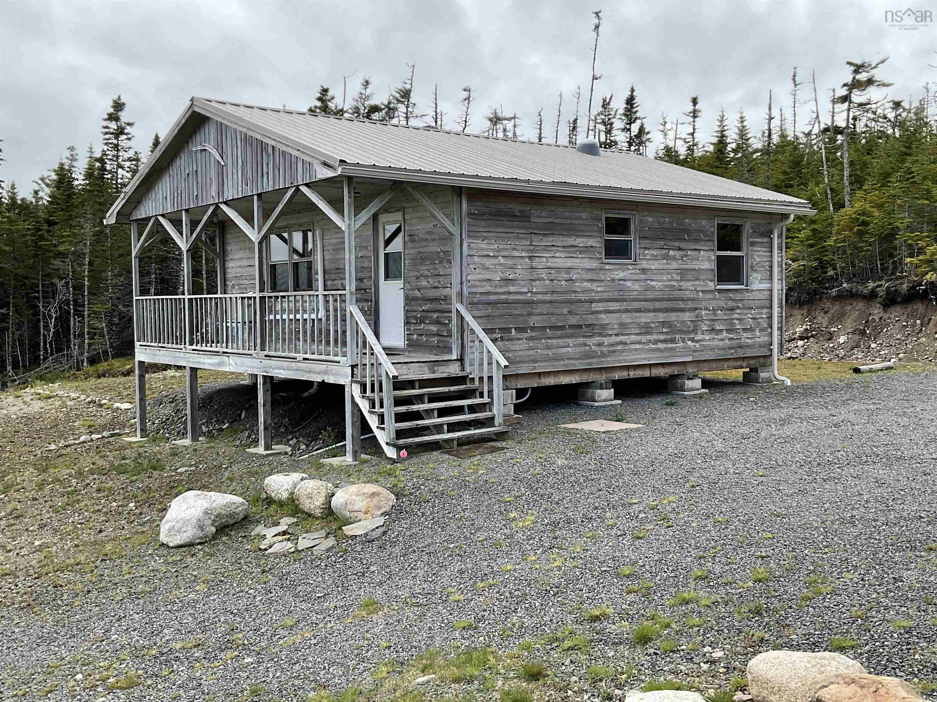 $180,000.00: 15+17 R-24, Cole Harbour