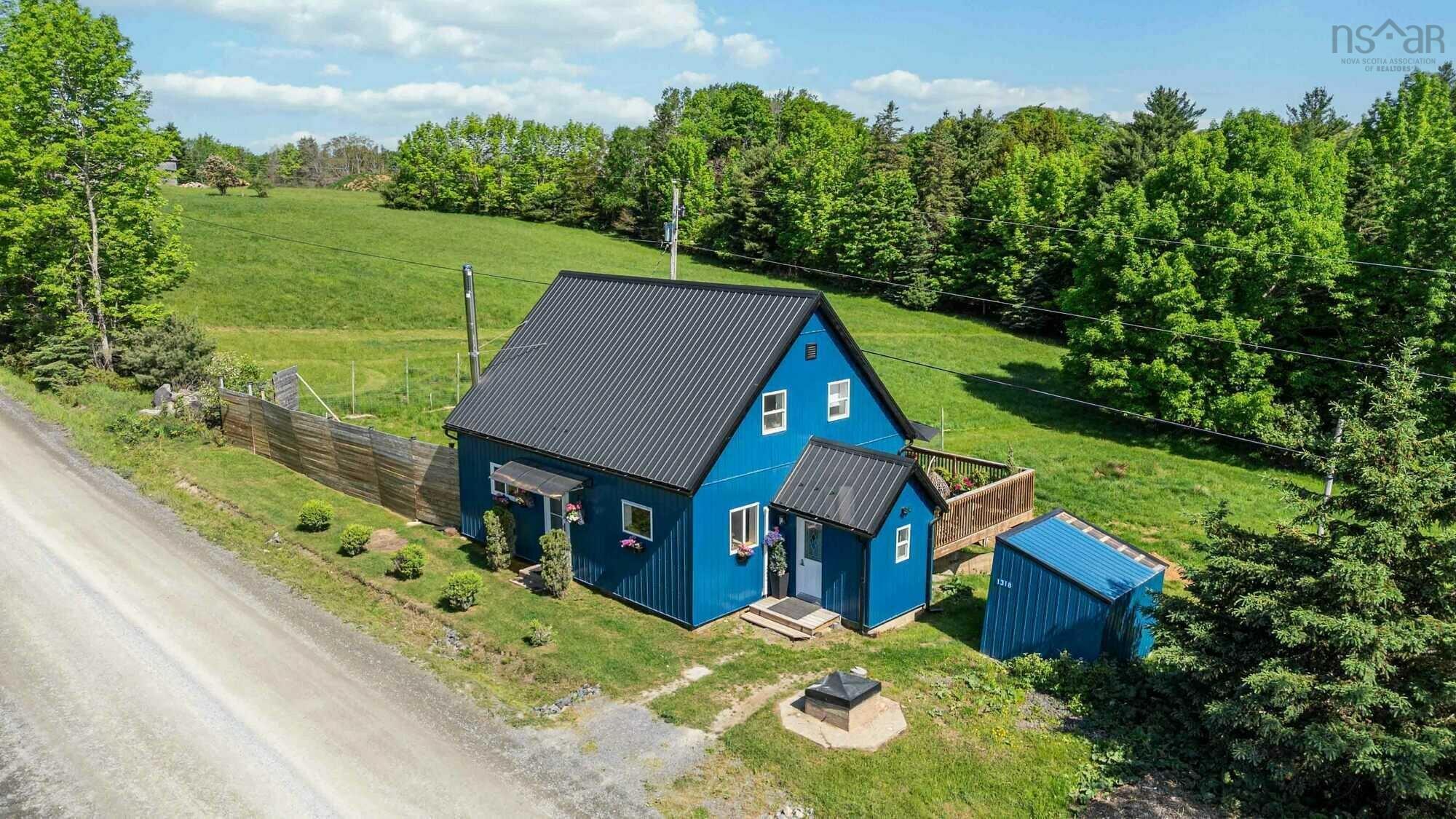 $429,900.00: 1318 Sweetland Road, Sweetland