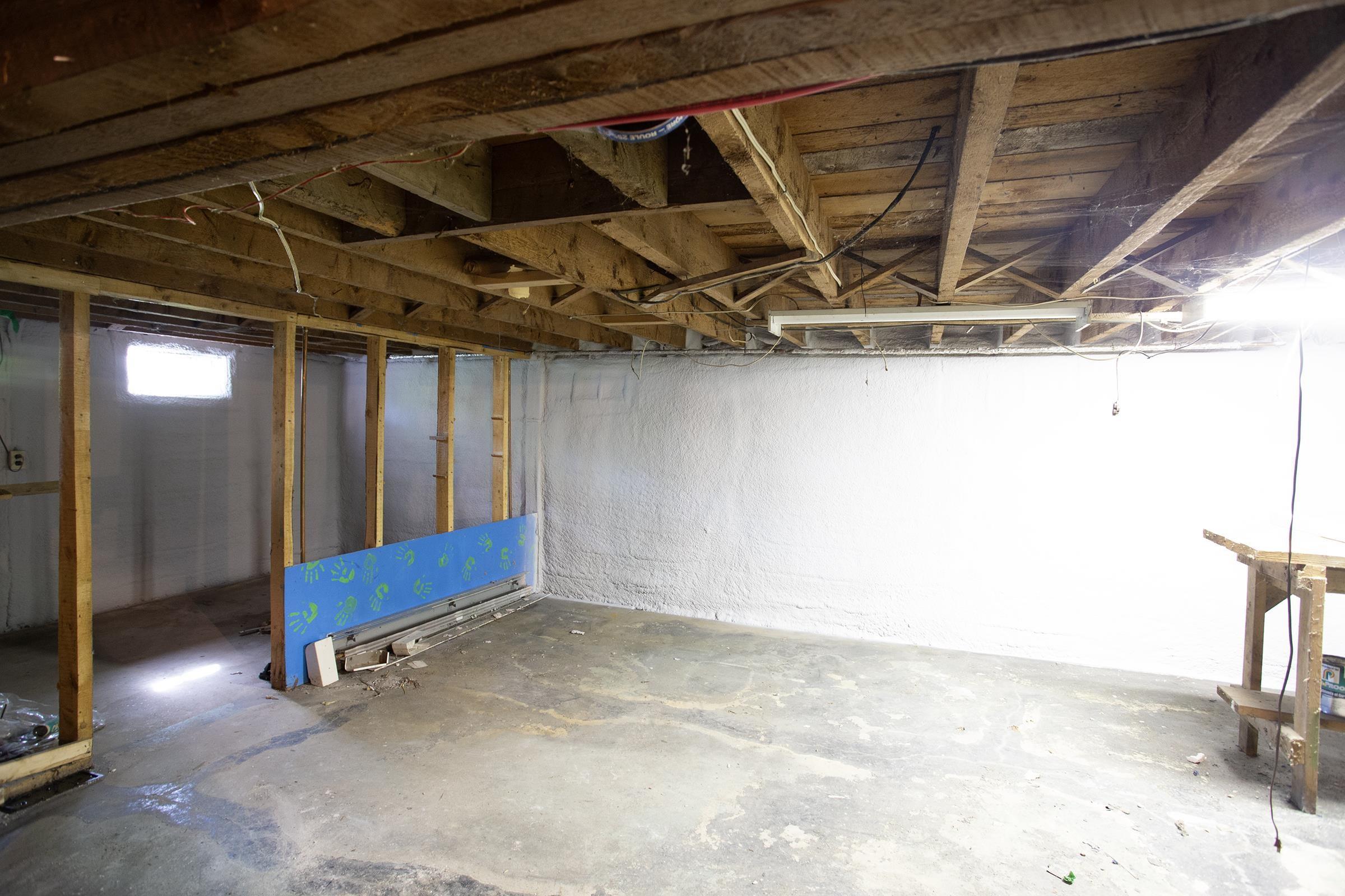 $239,000.00: 5374 Highway 201, West Paradise