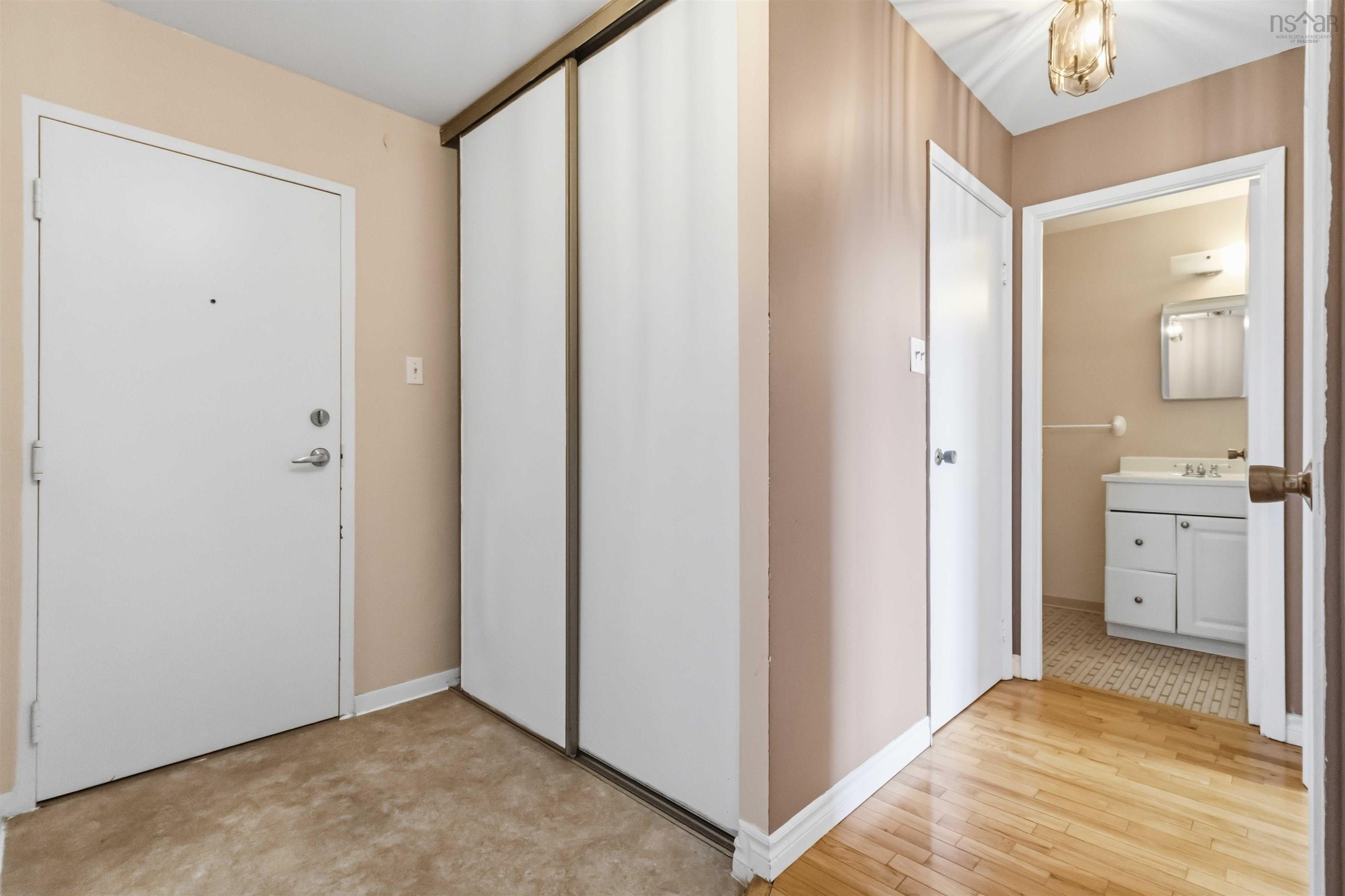 $269,990.00: #323 7 Jamieson Street, Dartmouth