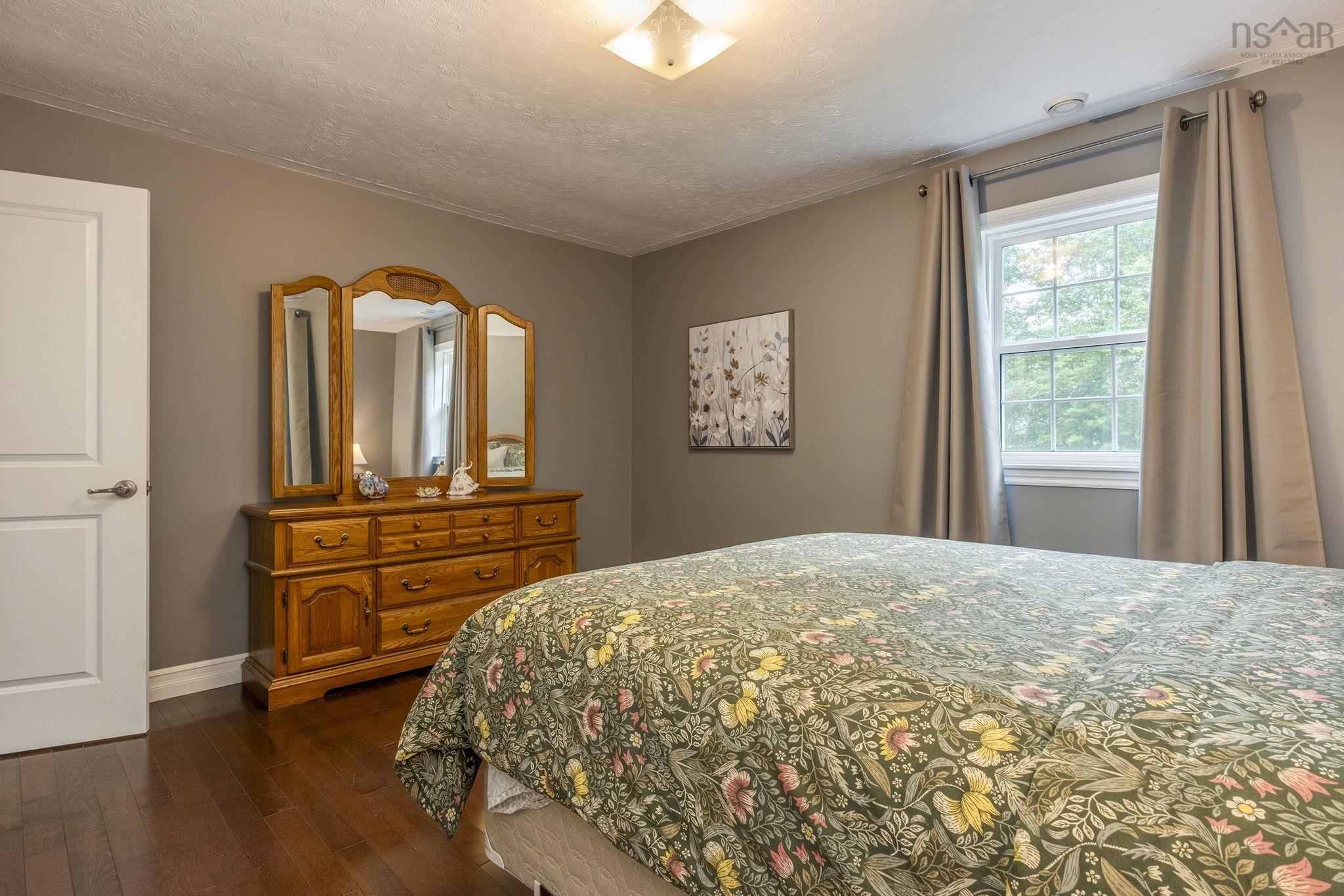 $445,000.00: 2848 Ward Street, Coldbrook
