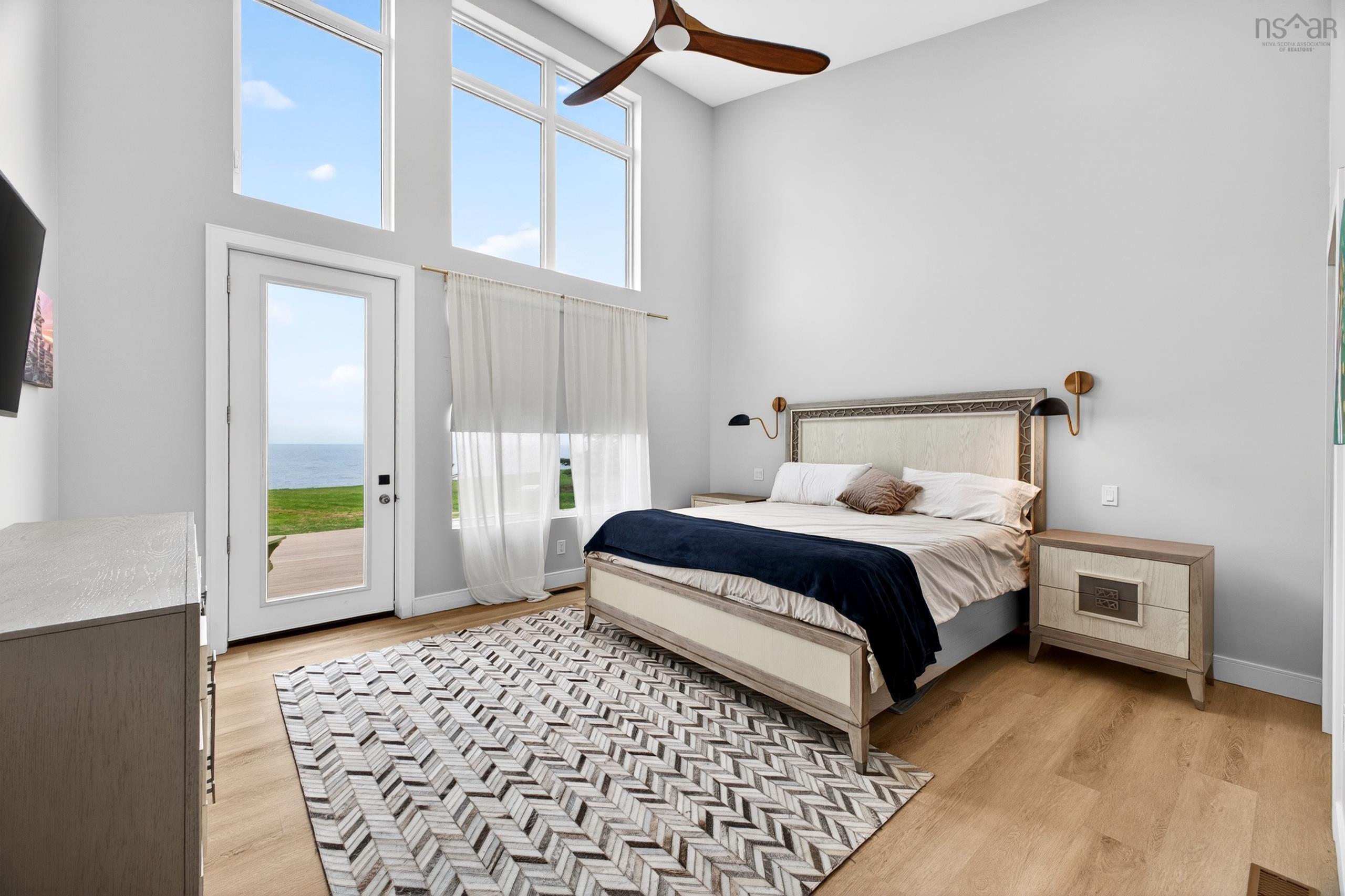 $1,200,000.00: 45 KEIFERD SHORE Lane, Gulf Shore