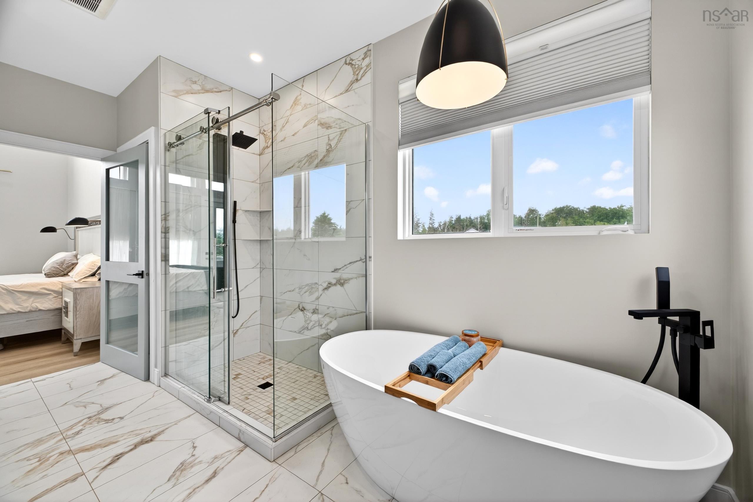 $1,200,000.00: 45 KEIFERD SHORE Lane, Gulf Shore