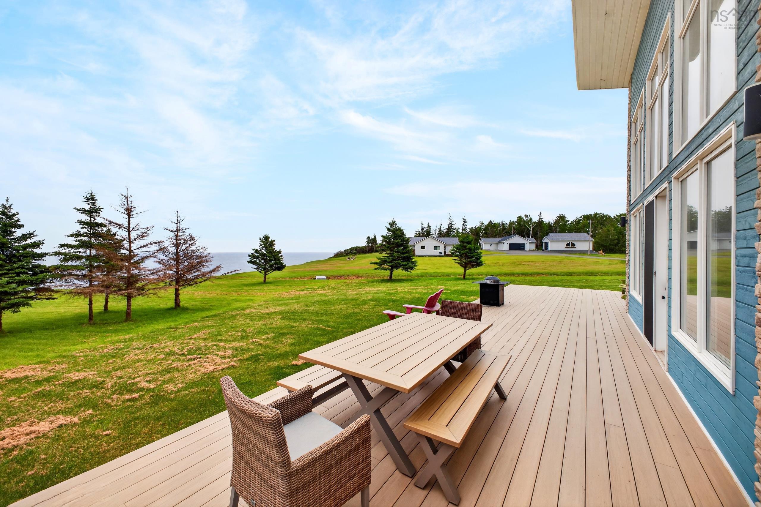 $1,200,000.00: 45 KEIFERD SHORE Lane, Gulf Shore