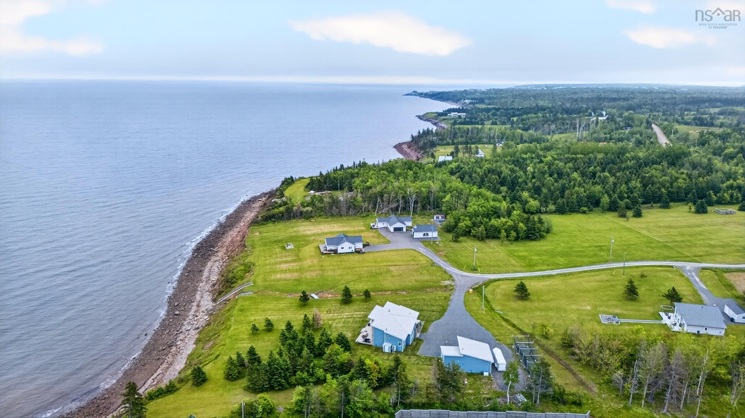 $1,200,000.00: 45 KEIFERD SHORE Lane, Gulf Shore