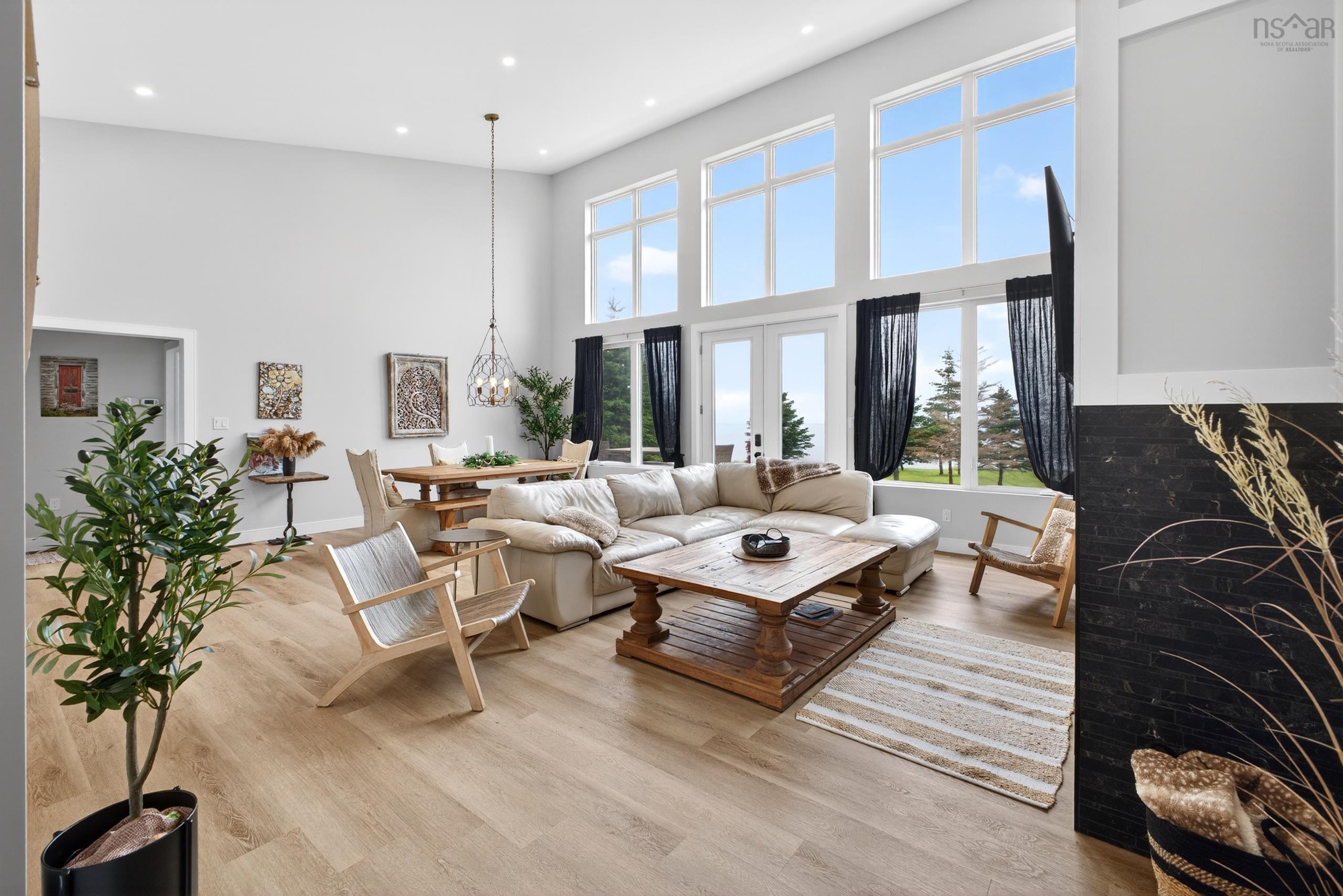 $1,200,000.00: 45 KEIFERD SHORE Lane, Gulf Shore