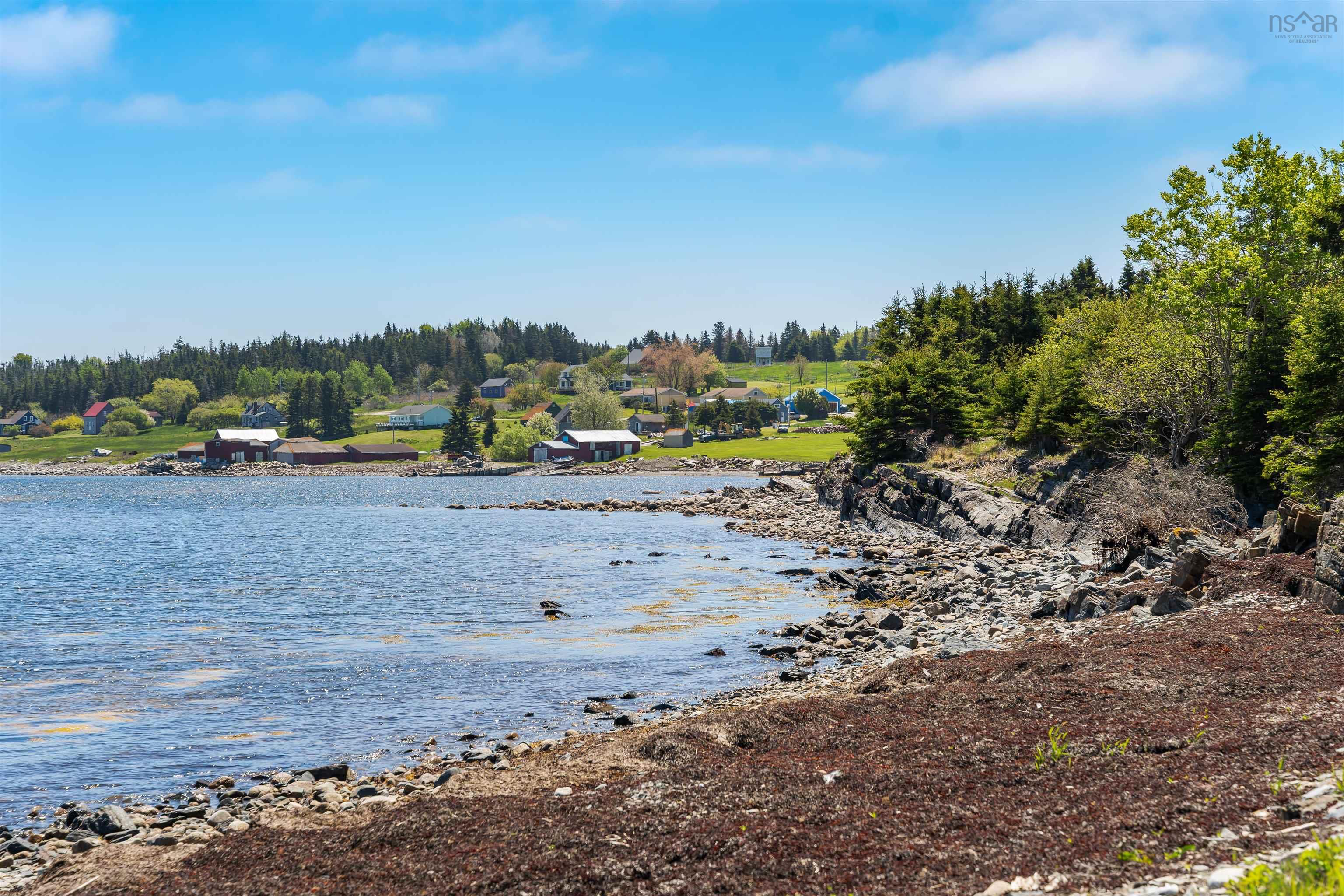 $299,900.00: 259 Big Tancook Road, Big Tancook Island