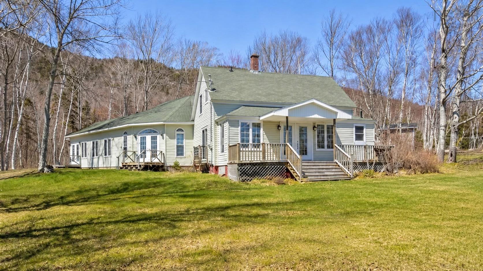 $950,000.00: 45478 Cabot Trail, Indian Brook