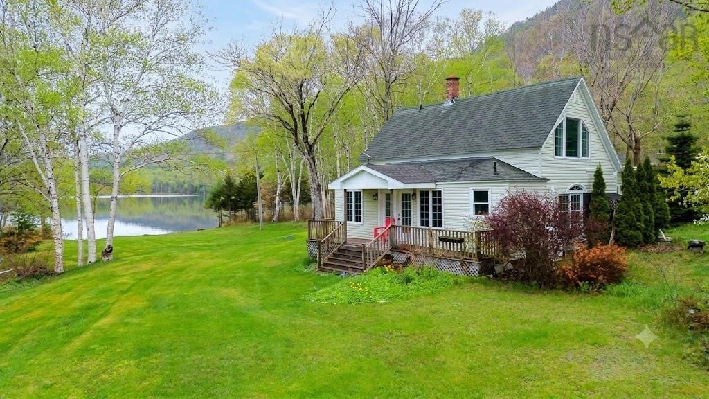 $950,000.00: 45478 Cabot Trail, Indian Brook