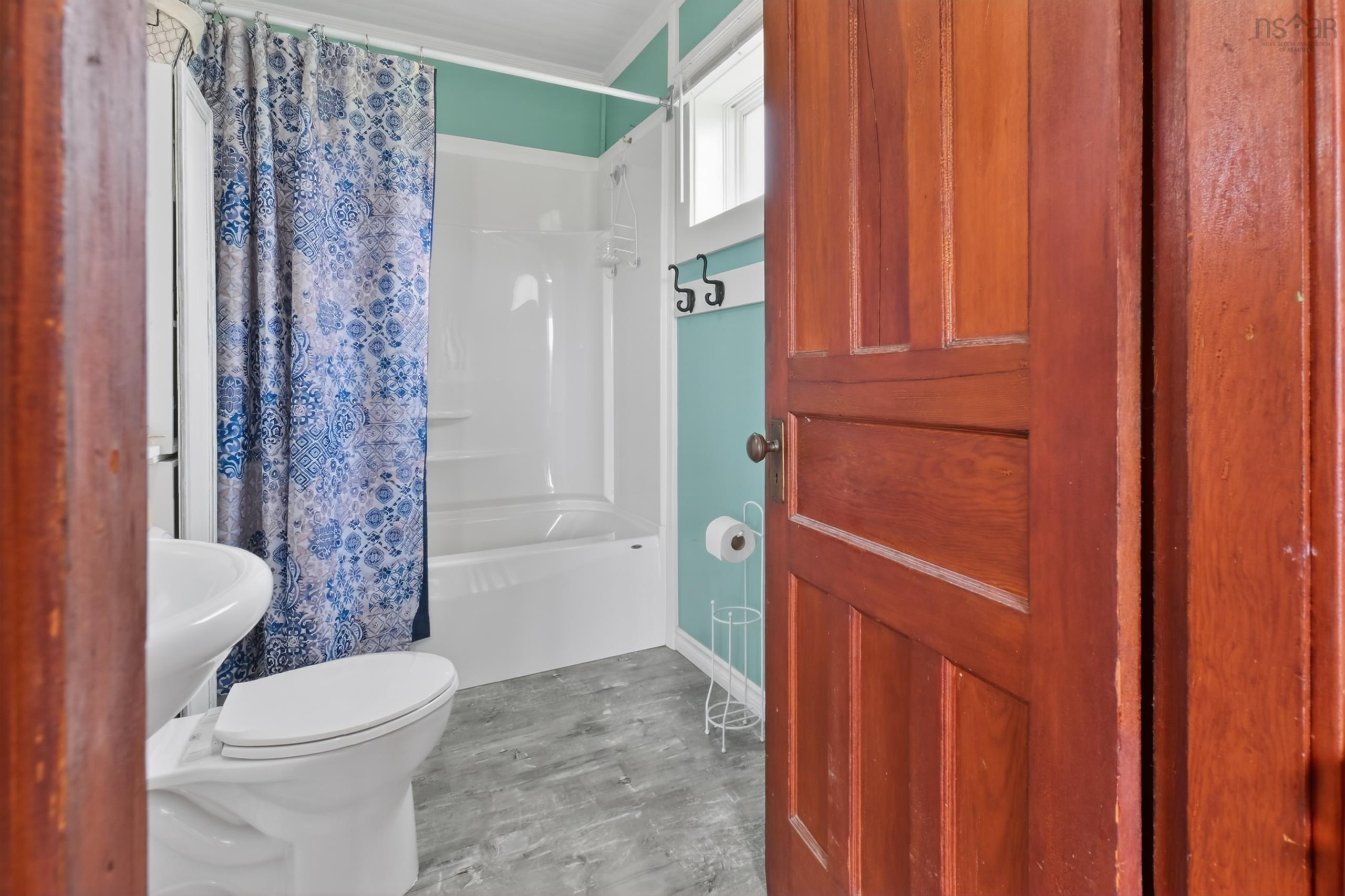 $345,000.00: 50 Riverview Drive, South River Bourgeois