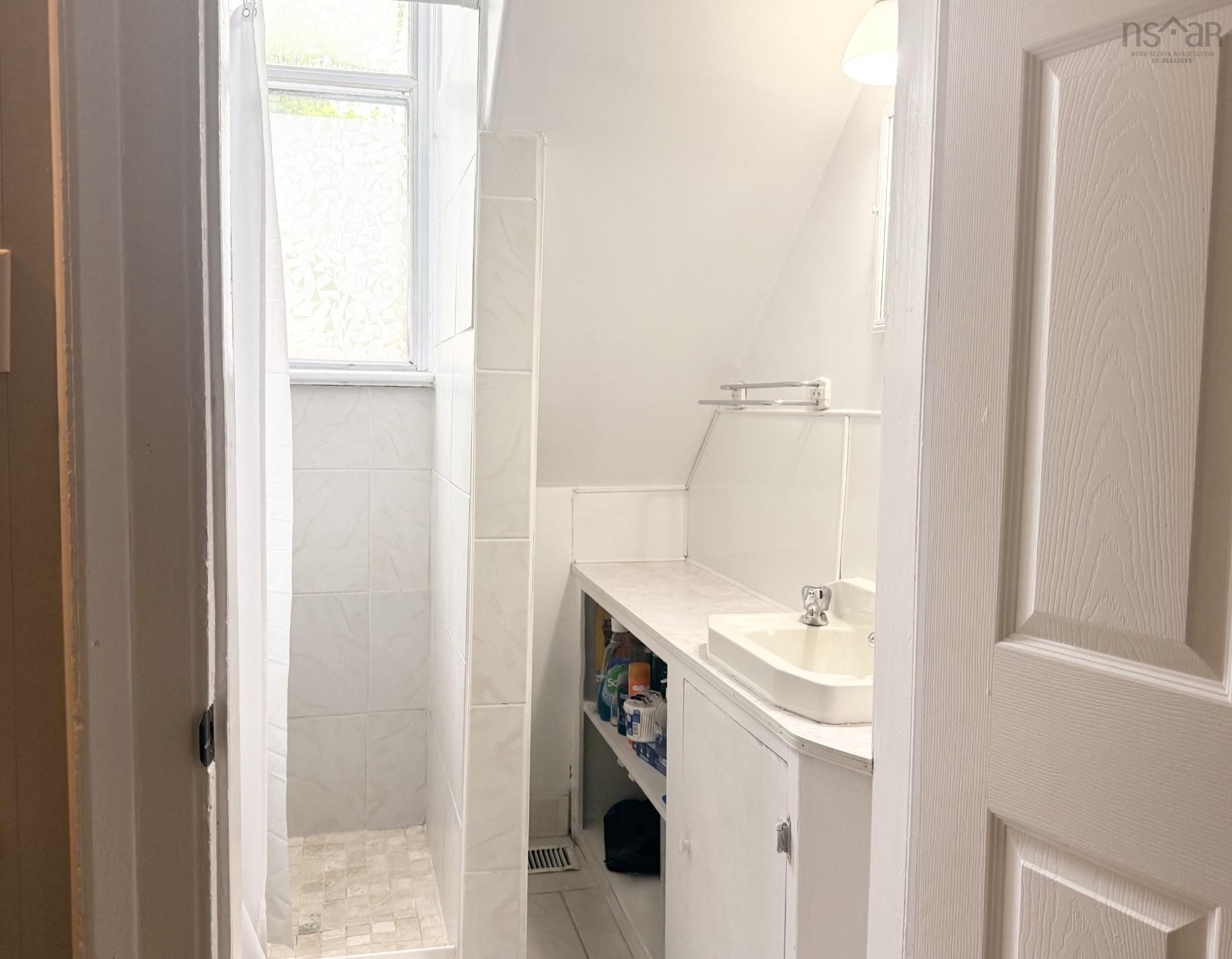 14/16 Maynard Street, Dartmouth, NS (MLS 202614748)