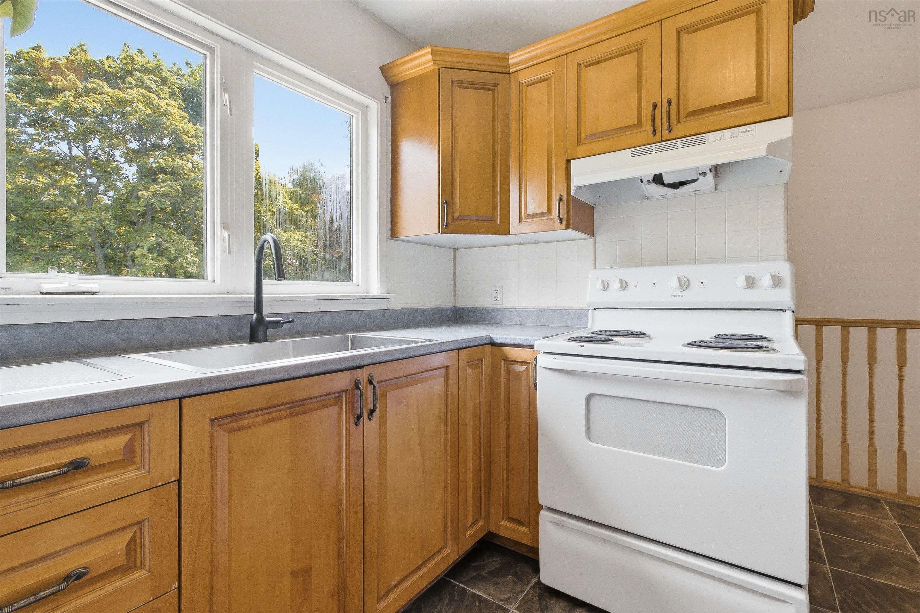 $424,900.00: 245 Town Road, Falmouth
